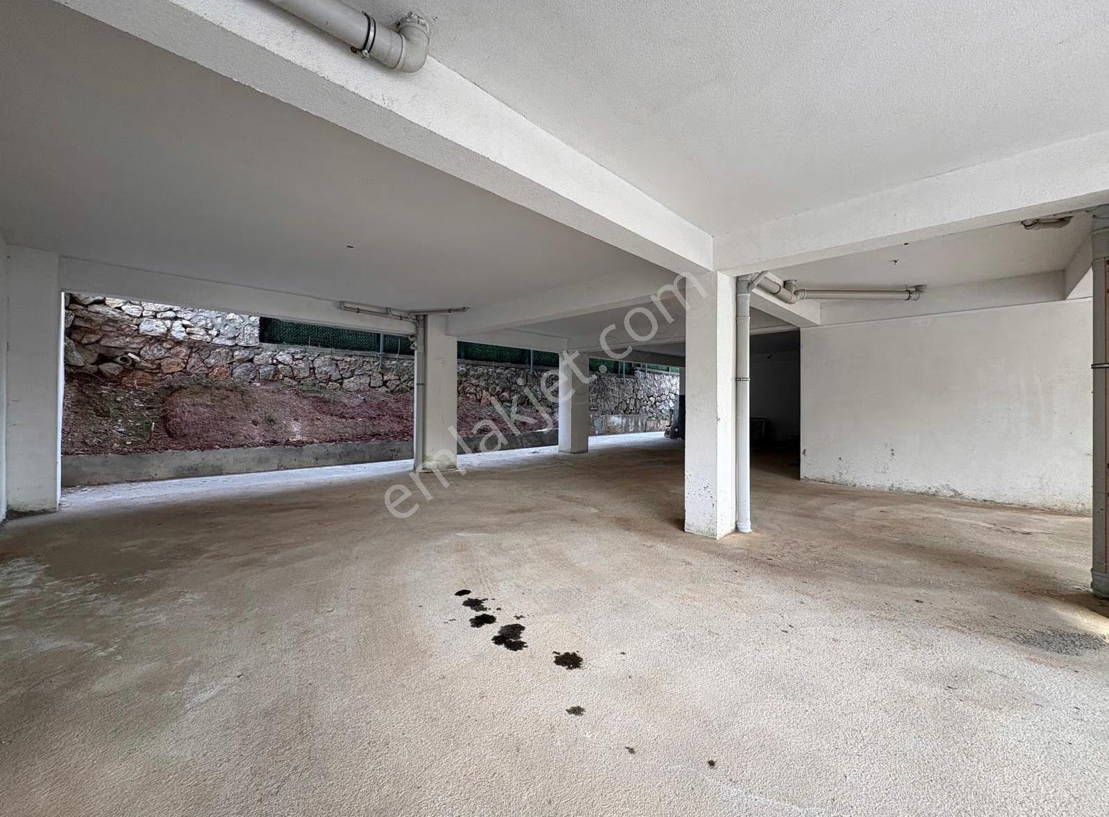 Kocaeli İzmit Yeni Mah De Havuzlu Sitede 3+165 M2 Satılık Daire - Görsel 30