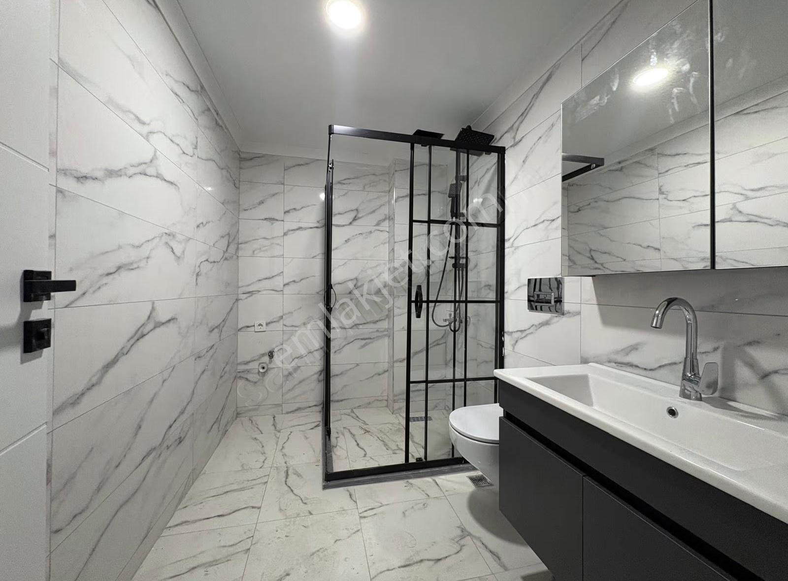Kocaeli İzmit Yeni Mah De Havuzlu Sitede 3+165 M2 Satılık Daire - Görsel 3