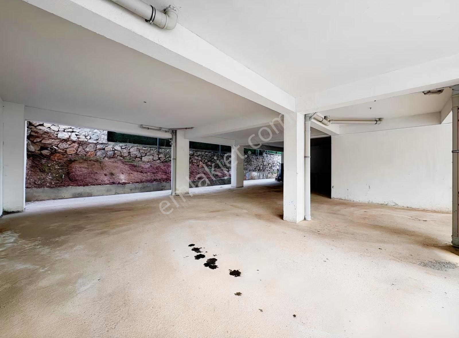 Kocaeli İzmit Yeni Mah De Havuzlu Sitede 3+165 M2 Satılık Daire - Görsel 32