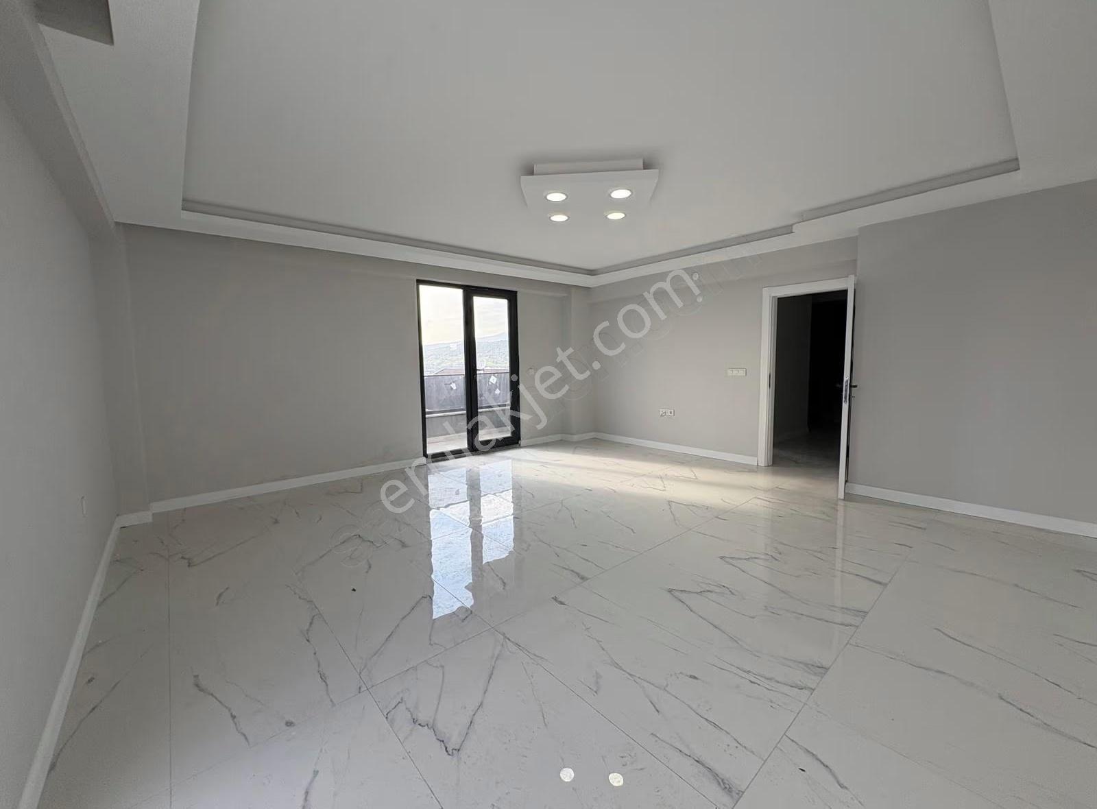 Kocaeli İzmit Yeni Mah De Havuzlu Sitede 3+165 M2 Satılık Daire - Görsel 18