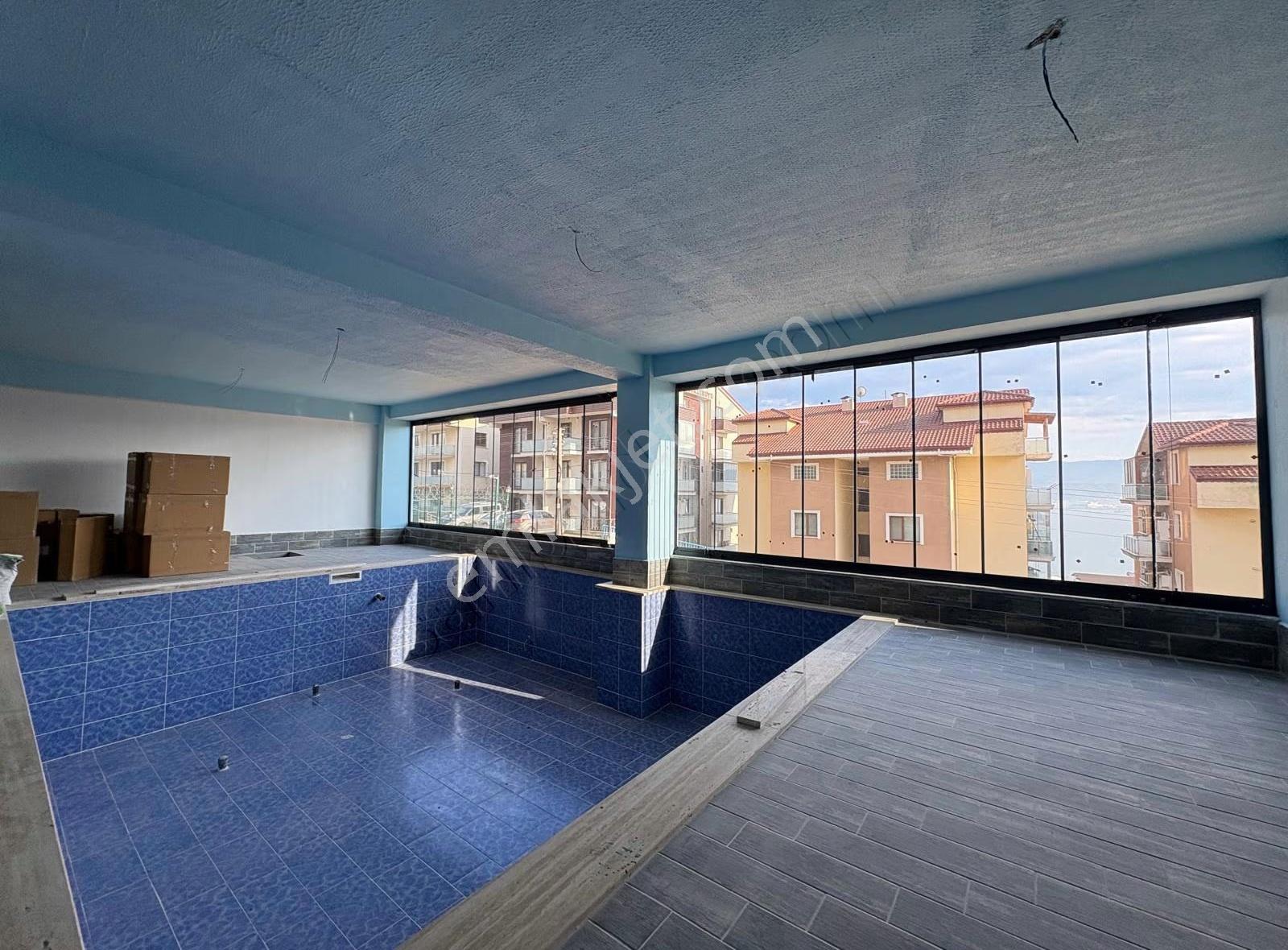 Kocaeli İzmit Yeni Mah De Havuzlu Sitede 3+165 M2 Satılık Daire - Görsel 15