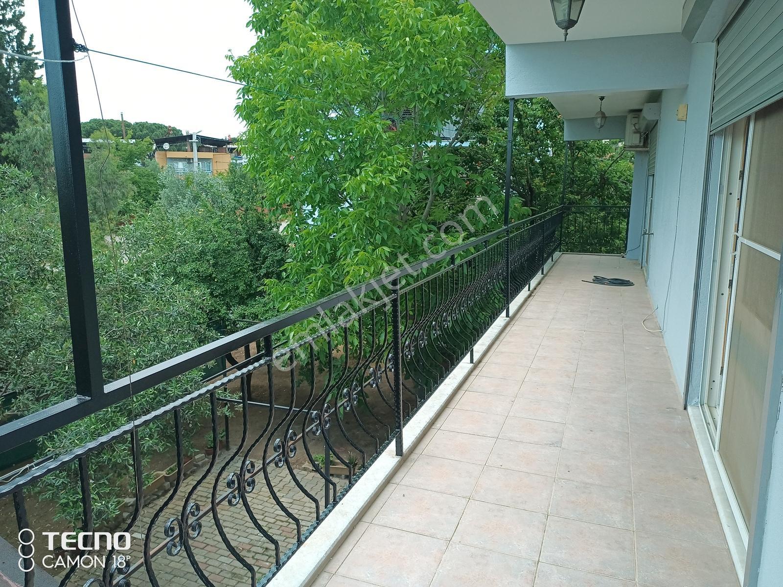 Kardeşköy De Satılık Bahçeli Tripleks Villa 408 Metrekare - Görsel 11