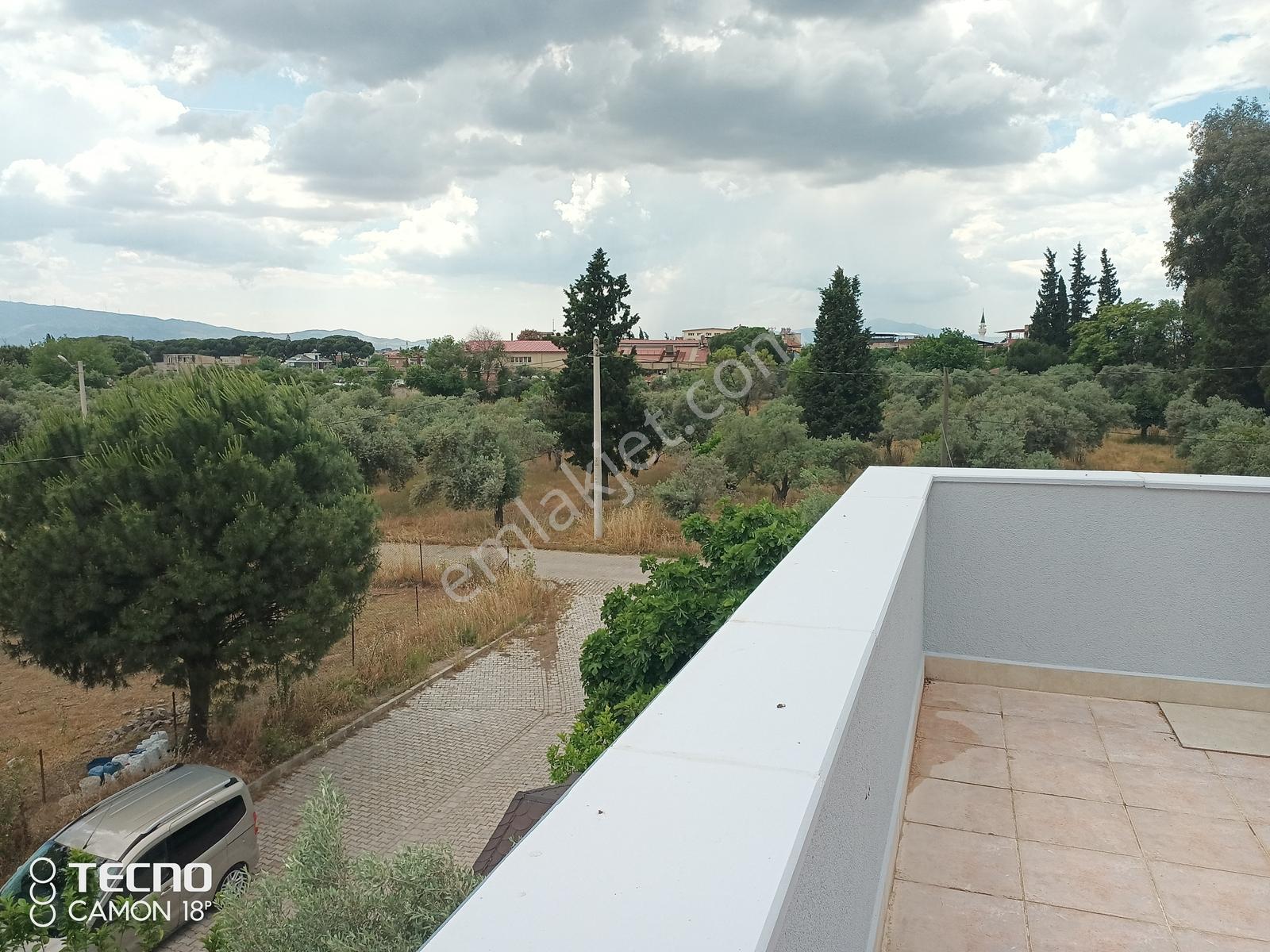 Kardeşköy De Satılık Bahçeli Tripleks Villa 408 Metrekare - Görsel 42