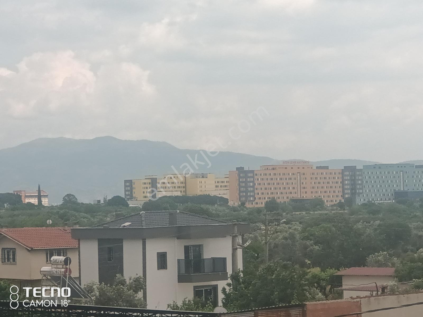 Kardeşköy De Satılık Bahçeli Tripleks Villa 408 Metrekare - Görsel 20
