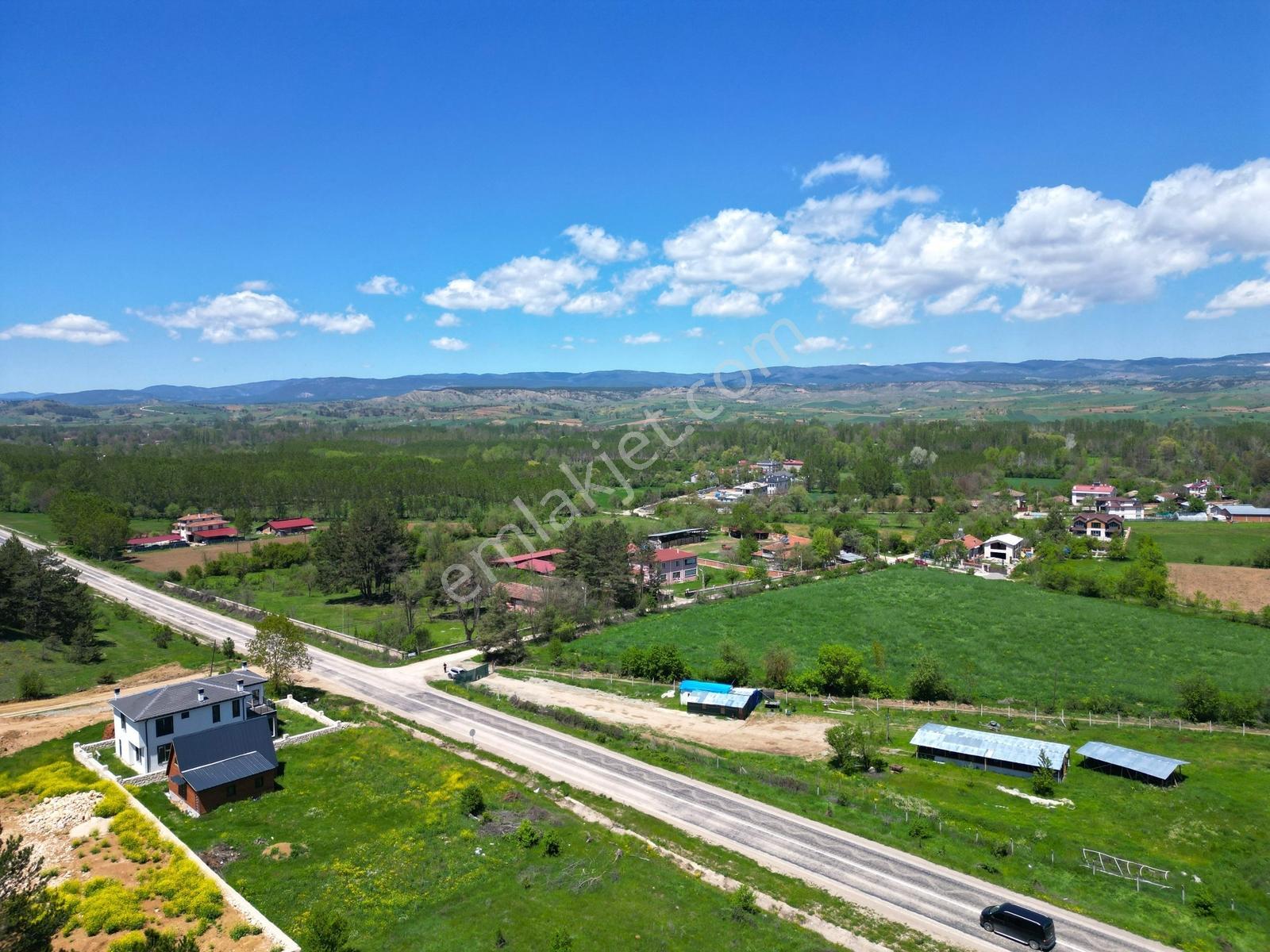 Garanti Emlak'tan Gölköy'de, Ana Yola Cepheli 375 M² İmarlı Arsa - Görsel 24