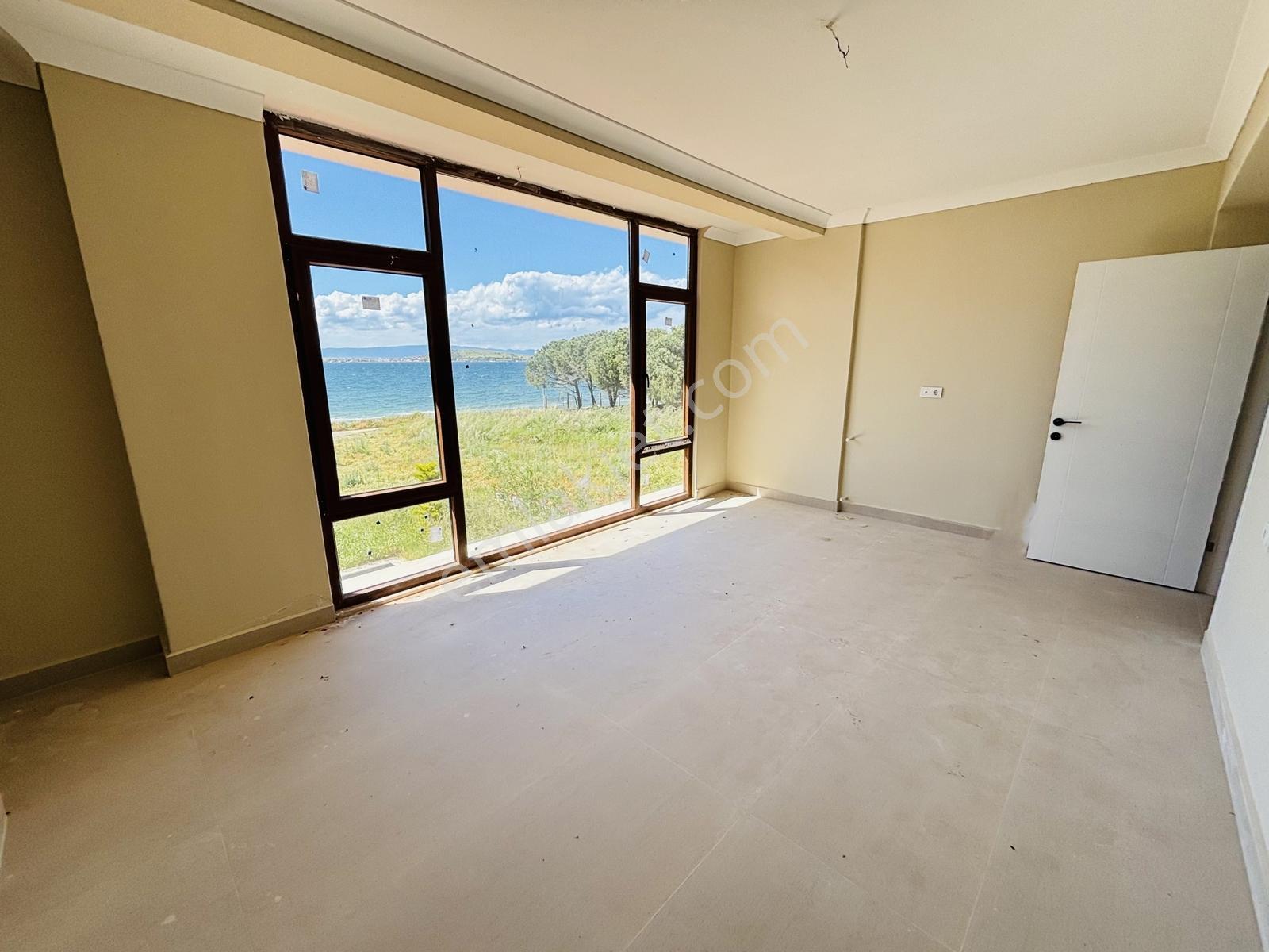 Sevinç'ten Marmarının İncisi Avşa'da Plaja 60 M Havuzlu Villa - Görsel 24