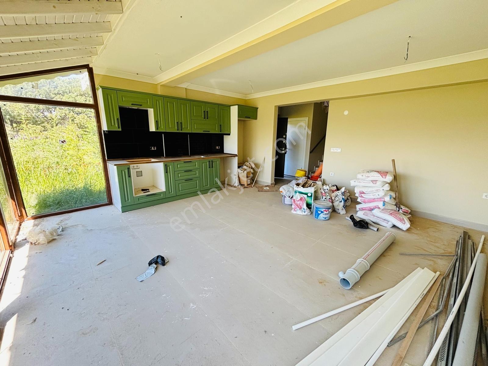Sevinç'ten Marmarının İncisi Avşa'da Plaja 60 M Havuzlu Villa - Görsel 7