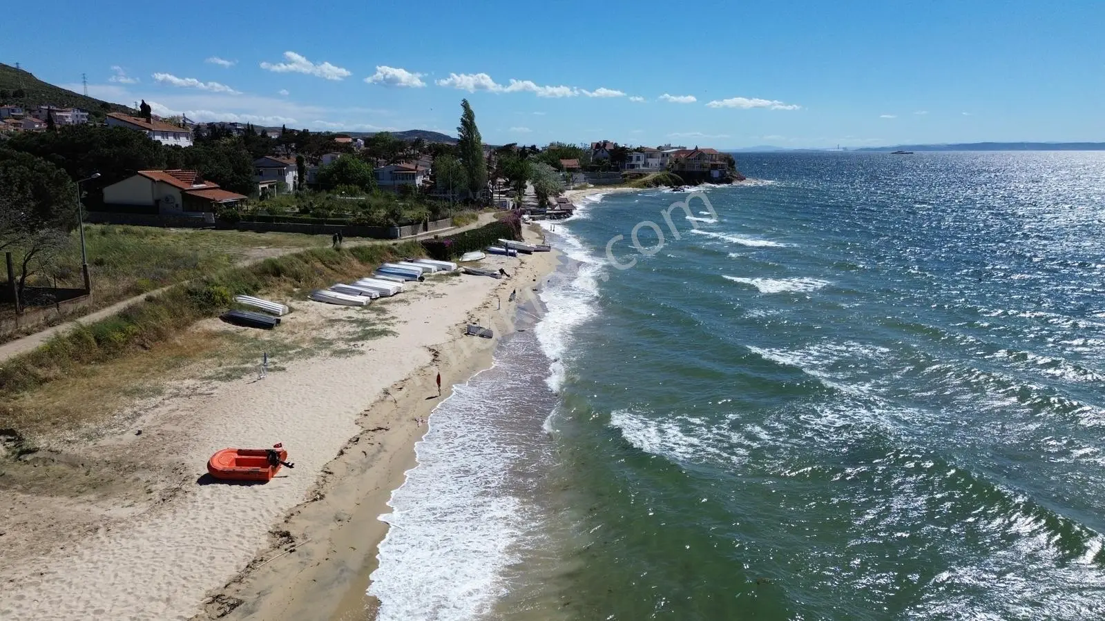 Sevinç'ten Marmarının İncisi Avşa'da Plaja 60 M Havuzlu Villa