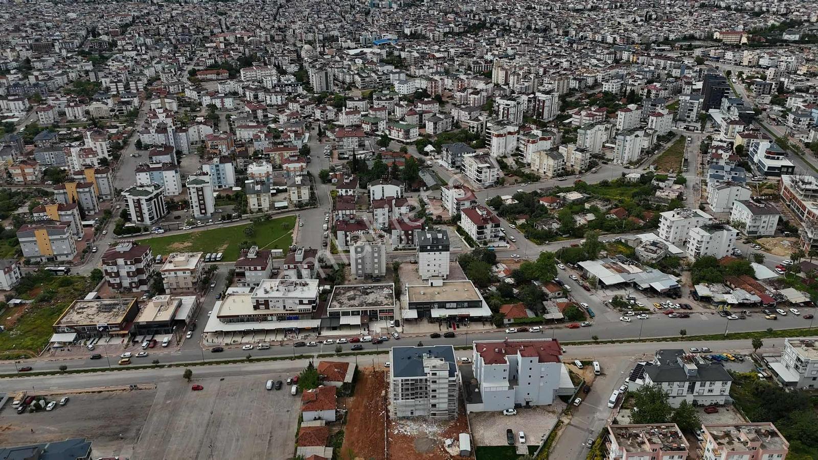 Tramvaya & Hastaneye Yürüme Mesafesinde Ana Cadde Üzeri - Görsel 18