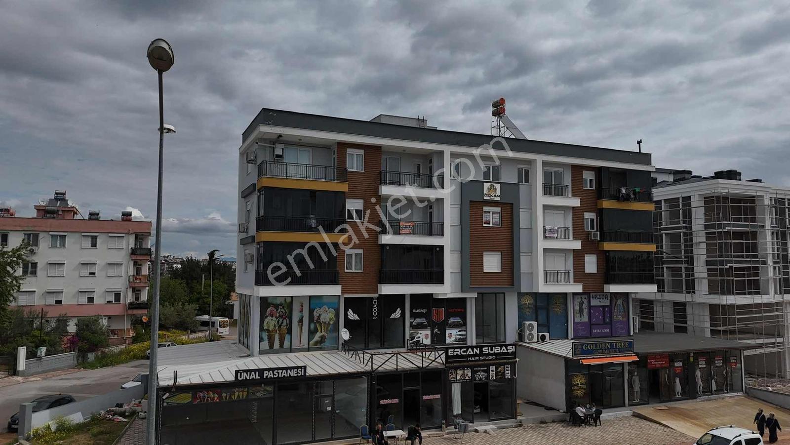 Tramvaya & Hastaneye Yürüme Mesafesinde Ana Cadde Üzeri - Görsel 35