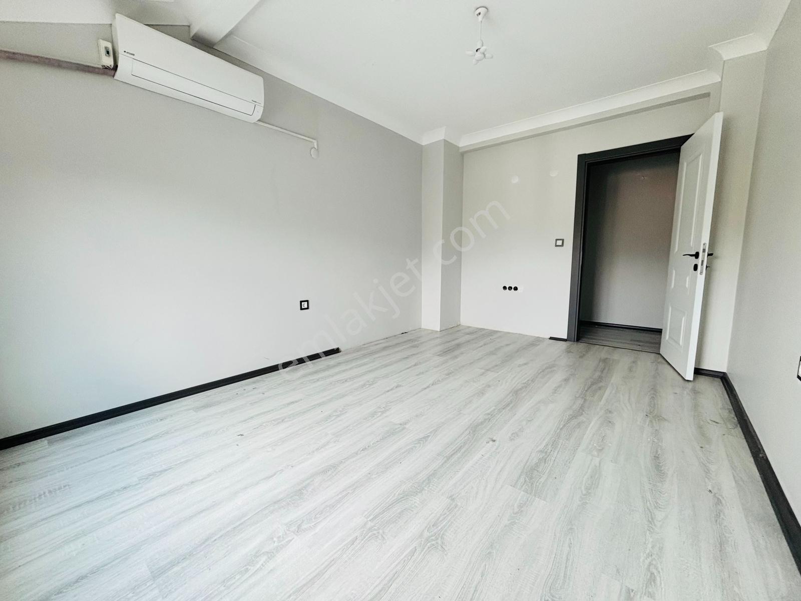 Sevinç'ten Yeni Mah.de Kullanışlı Ayrı Mutfak 2+0 Kiralık Daire - Görsel 25