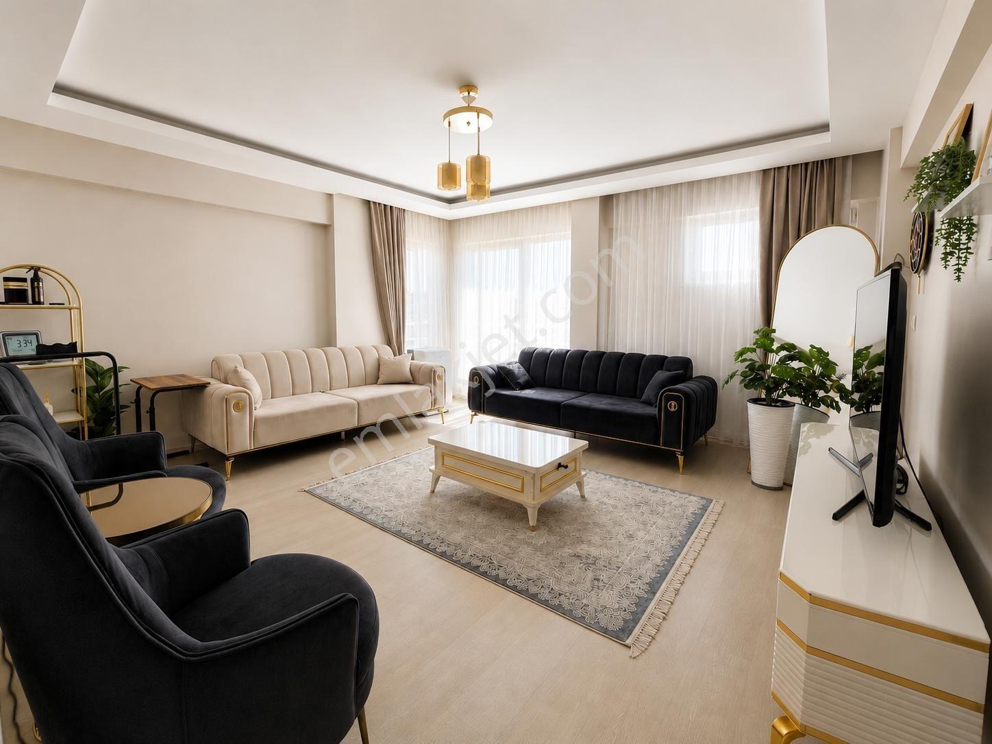 Güneştepe'de Havuzlu Site İçi 3+1 Geniş Daire - Görsel 14