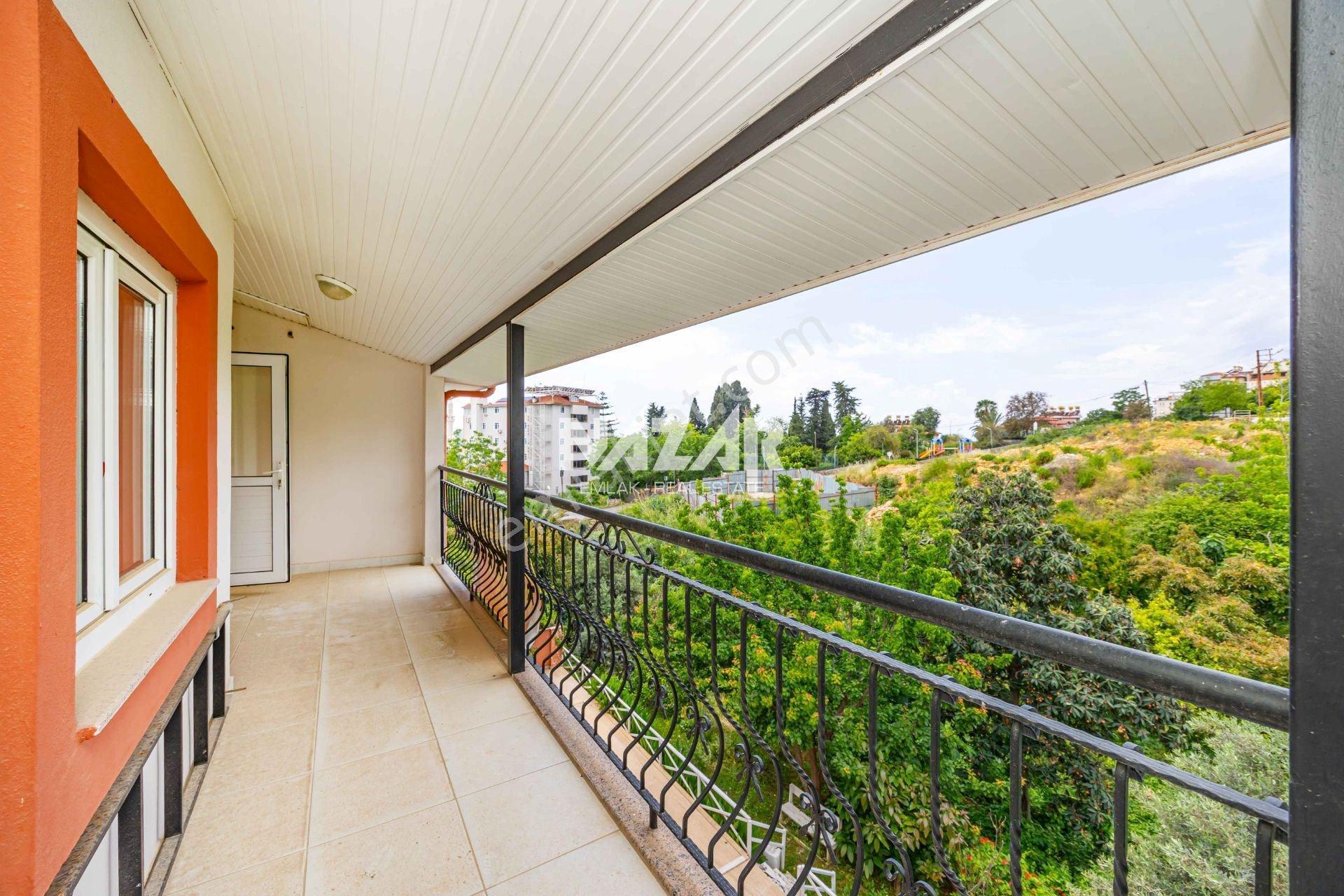 Alanya Sugözü’nde Kiralık 4+1 Müstakil Havuzlu Tripleks Villa - Görsel 24