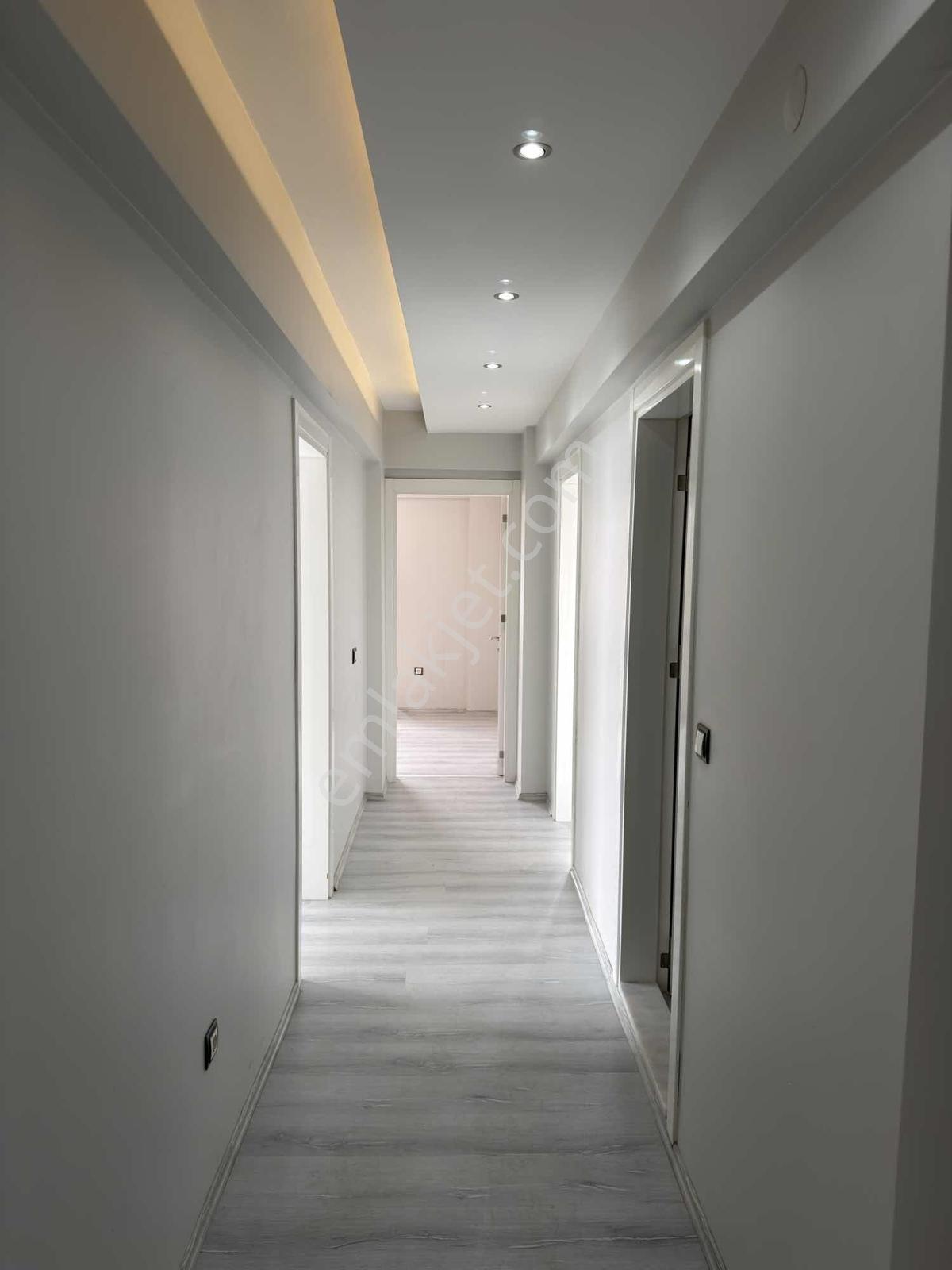 Muhtarım Emlaktan Site İçinde Havuz Manzaralı Daire. - Görsel 15