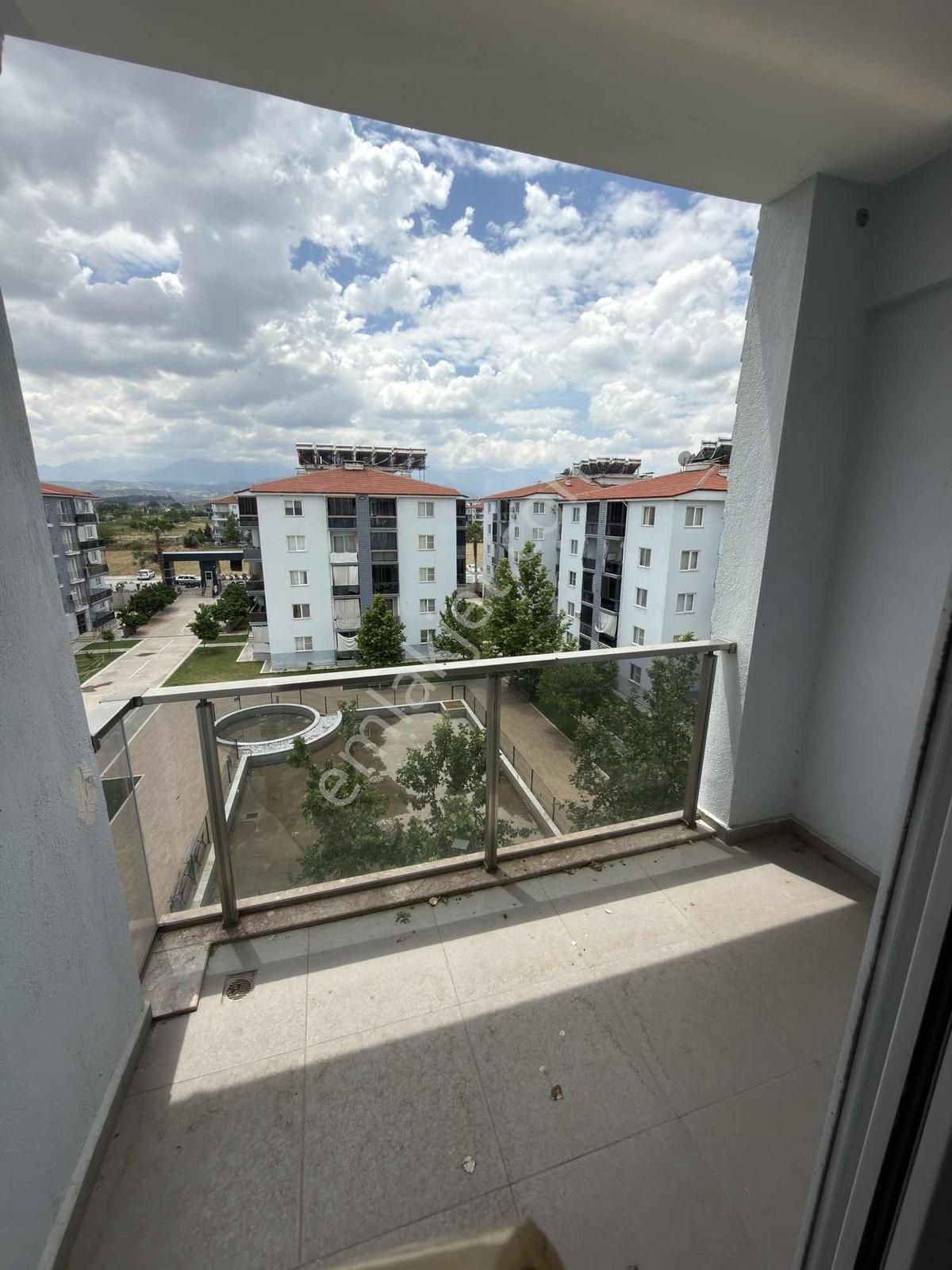 Muhtarım Emlaktan Site İçinde Havuz Manzaralı Daire. - Görsel 10