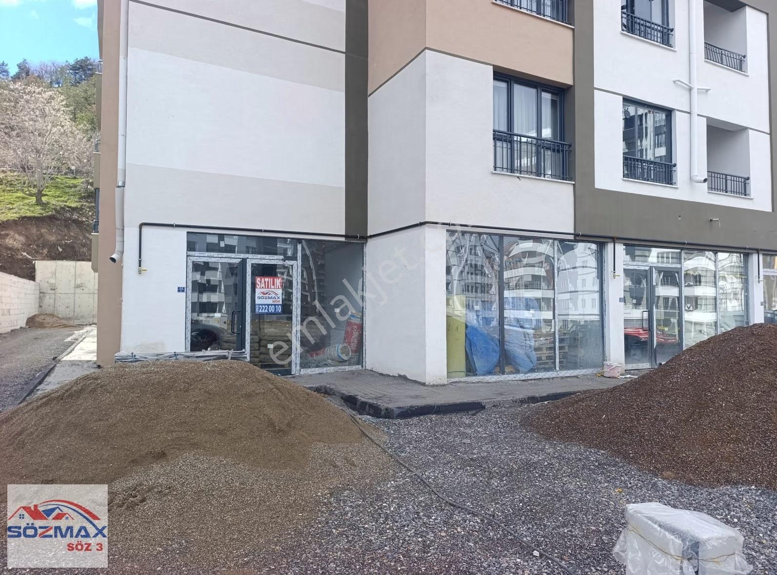 Küçük Ali'de Geniş Cepheli Satılık Dükkan - Görsel 16