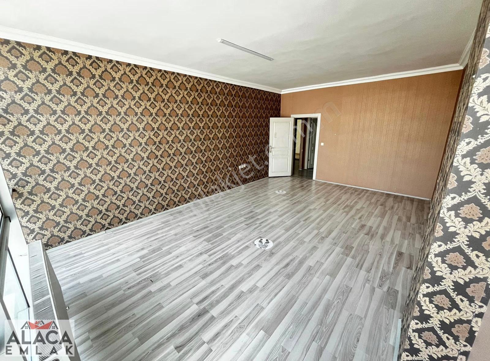 Hüseyingazi Göbek'de Cadde Üstü 2.katta Kiralık Ofis - Görsel 10
