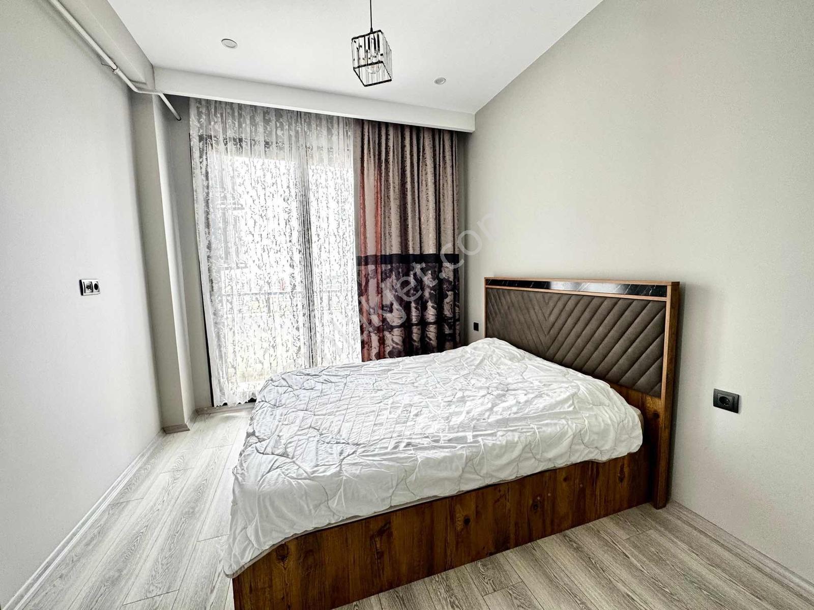 Deniz Manzaralı Lüks Eşyalı 2+1 Daire - Görsel 17