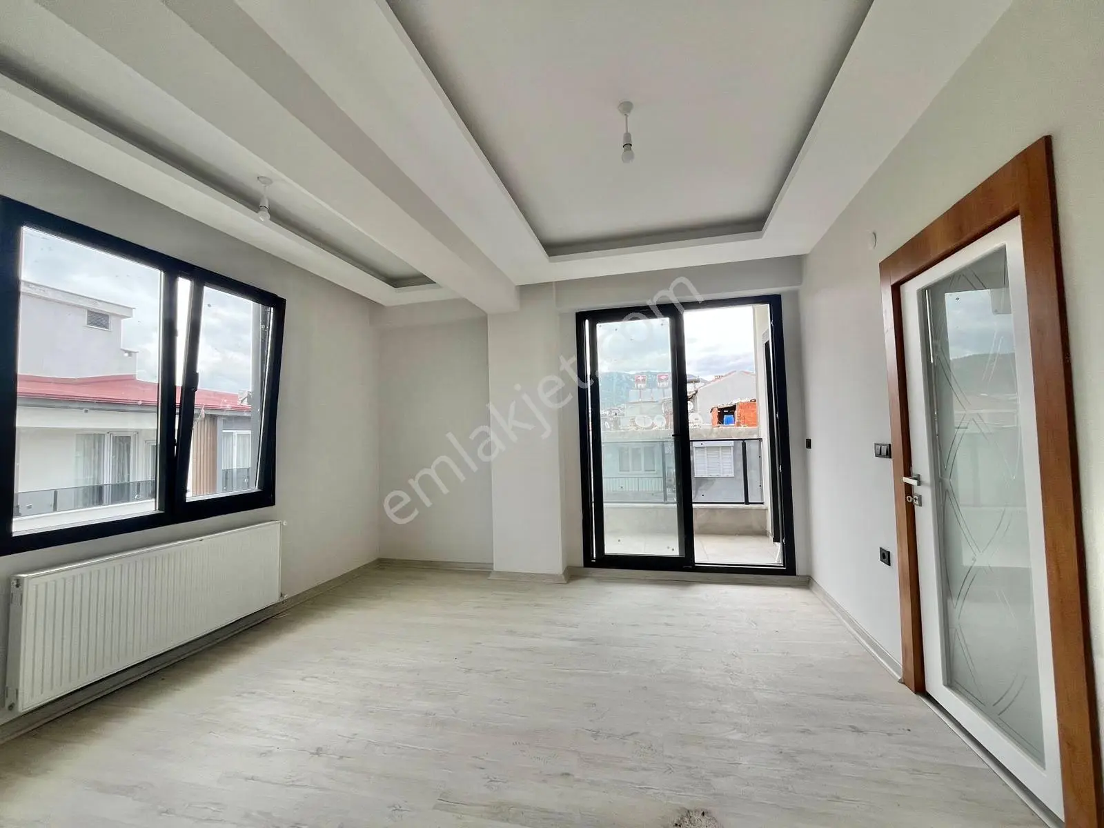 ꧁akçay Ay Emlaktan꧂tuzcumuratta Muhteşem Konumlu Ayrı Mutfak Ön Cephe Satılık 2+1 Ultra Lüks Daire - Görsel 2