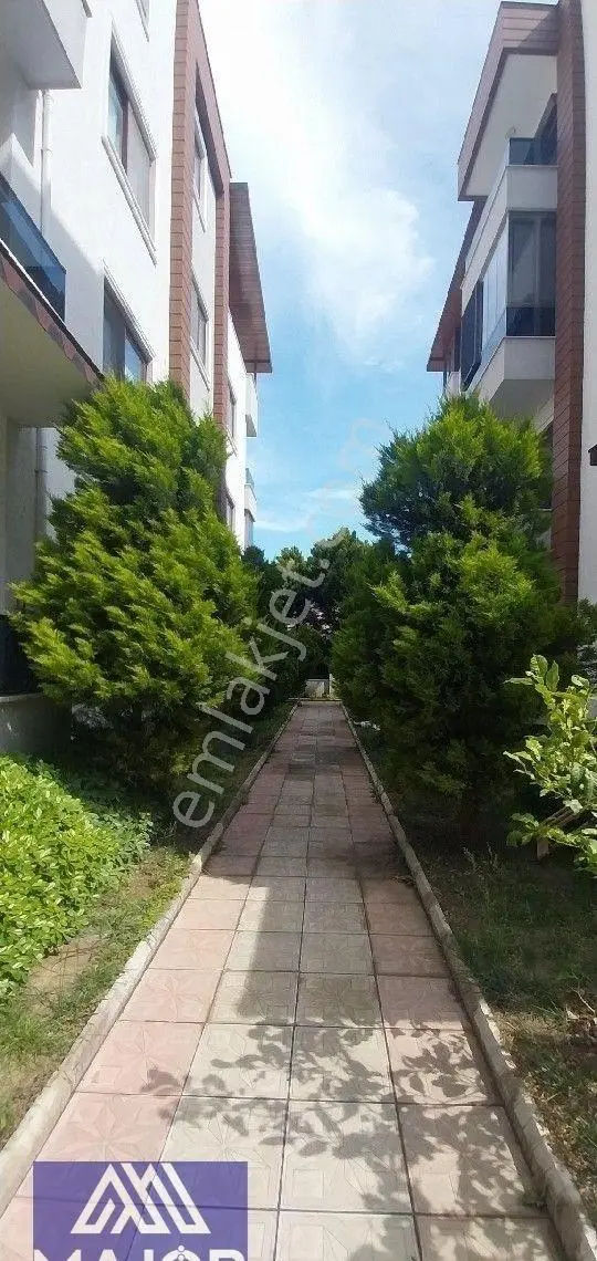 Karaagac Şarkonak Ta Efelıfe Sıtesınde Satılık Daıre