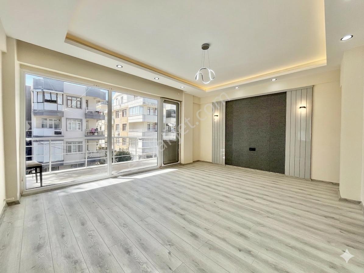 ꧁ay Emlaktan꧂akçay Merkezde Denize Sadece 100 M Ebeveyn Banyolu Satılık 2+1 İçi Komple Yapılı Daire - Görsel 5