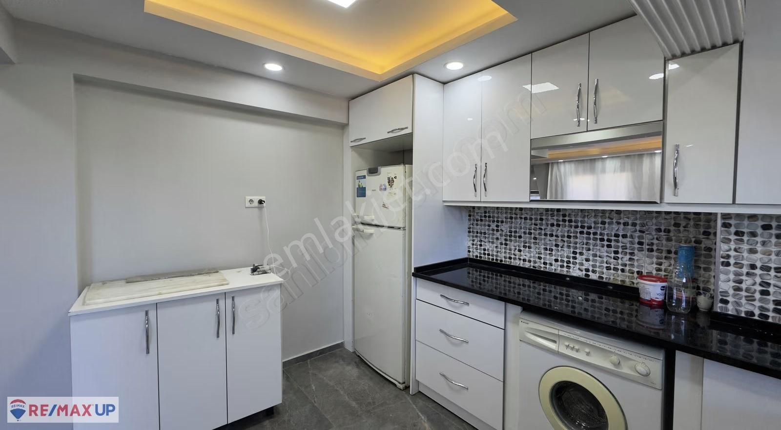 Ürkmez Plajına 300 M2 Tribleks Kiralık Yazlık/müstakil - Görsel 16