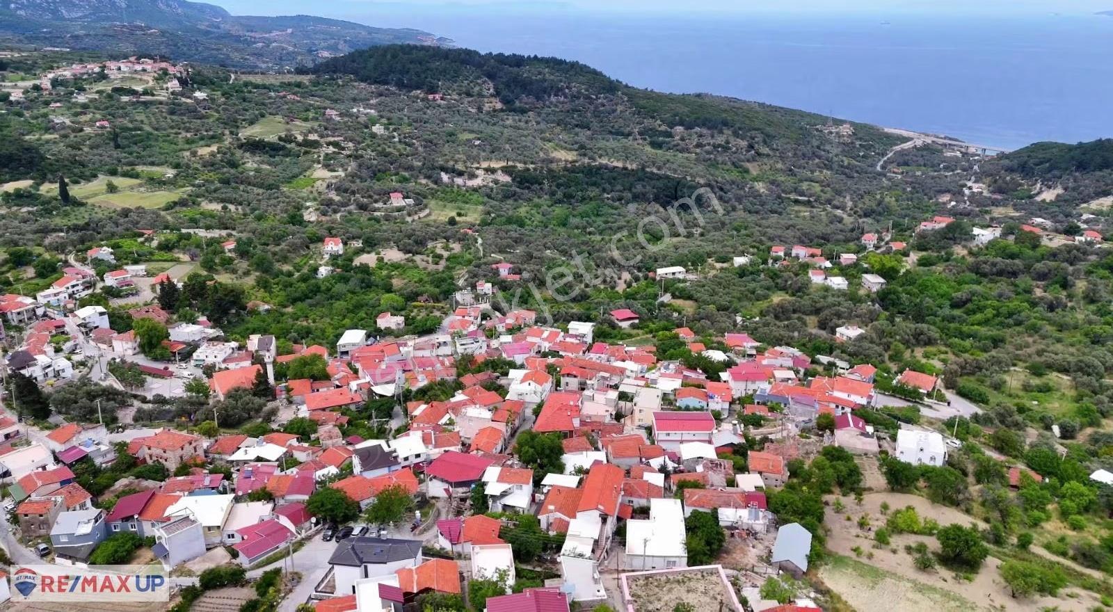 Karaburun Eğlenhoca'da Deniz Manzaralı Köy Evi - Görsel 7