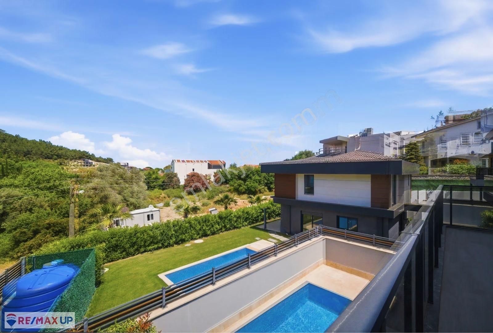 Urla Denizli Mahallesinde 5+1 Müstakil Havuzlu Satılık Villa - Görsel 20