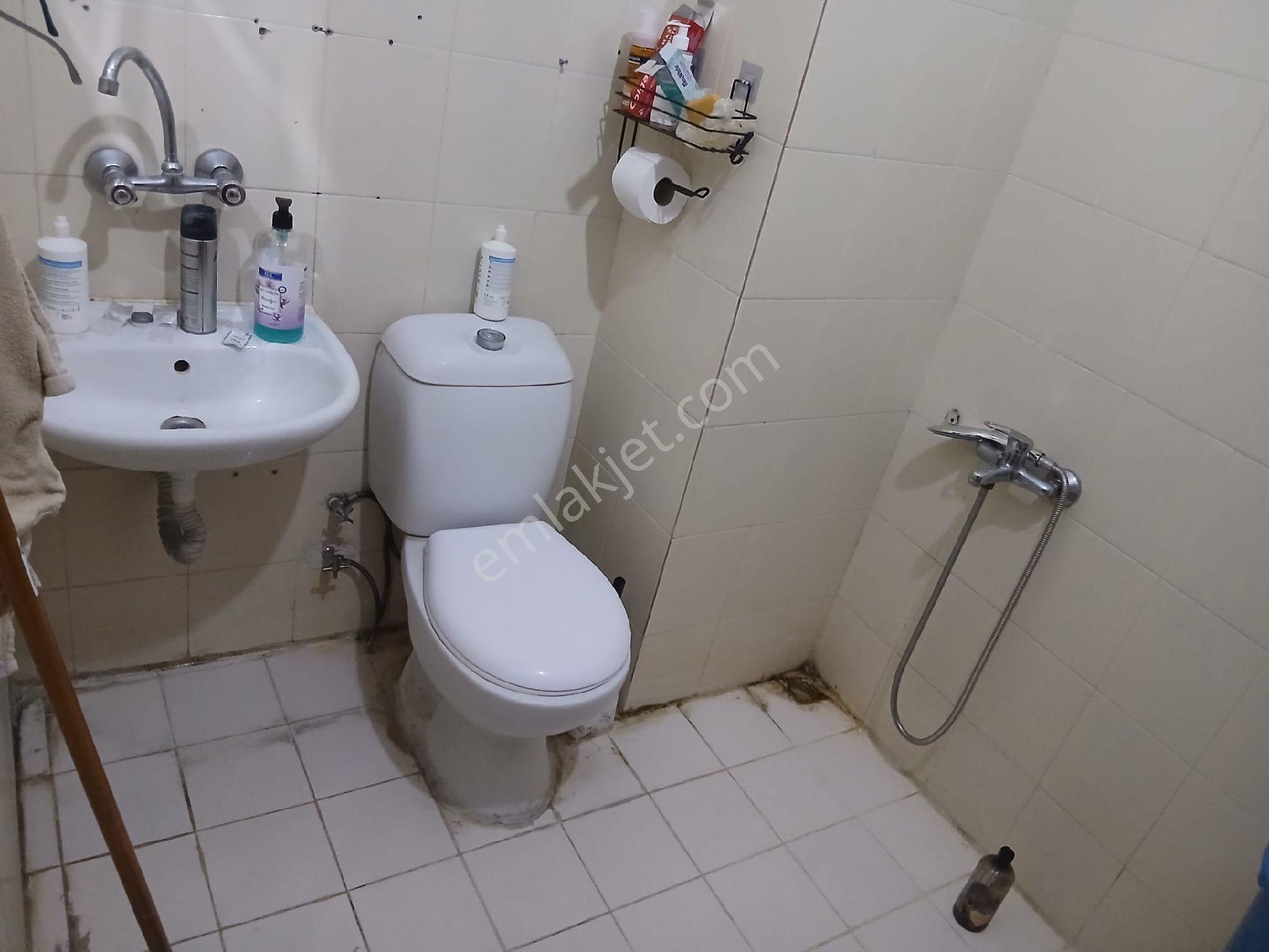 Sahibinden Mecidiye Metroya 5 Dk 3+1 Bağımsız Daire Bağlarbaşı Ve Kamilocak Mahallesi Arasında - Görsel 32