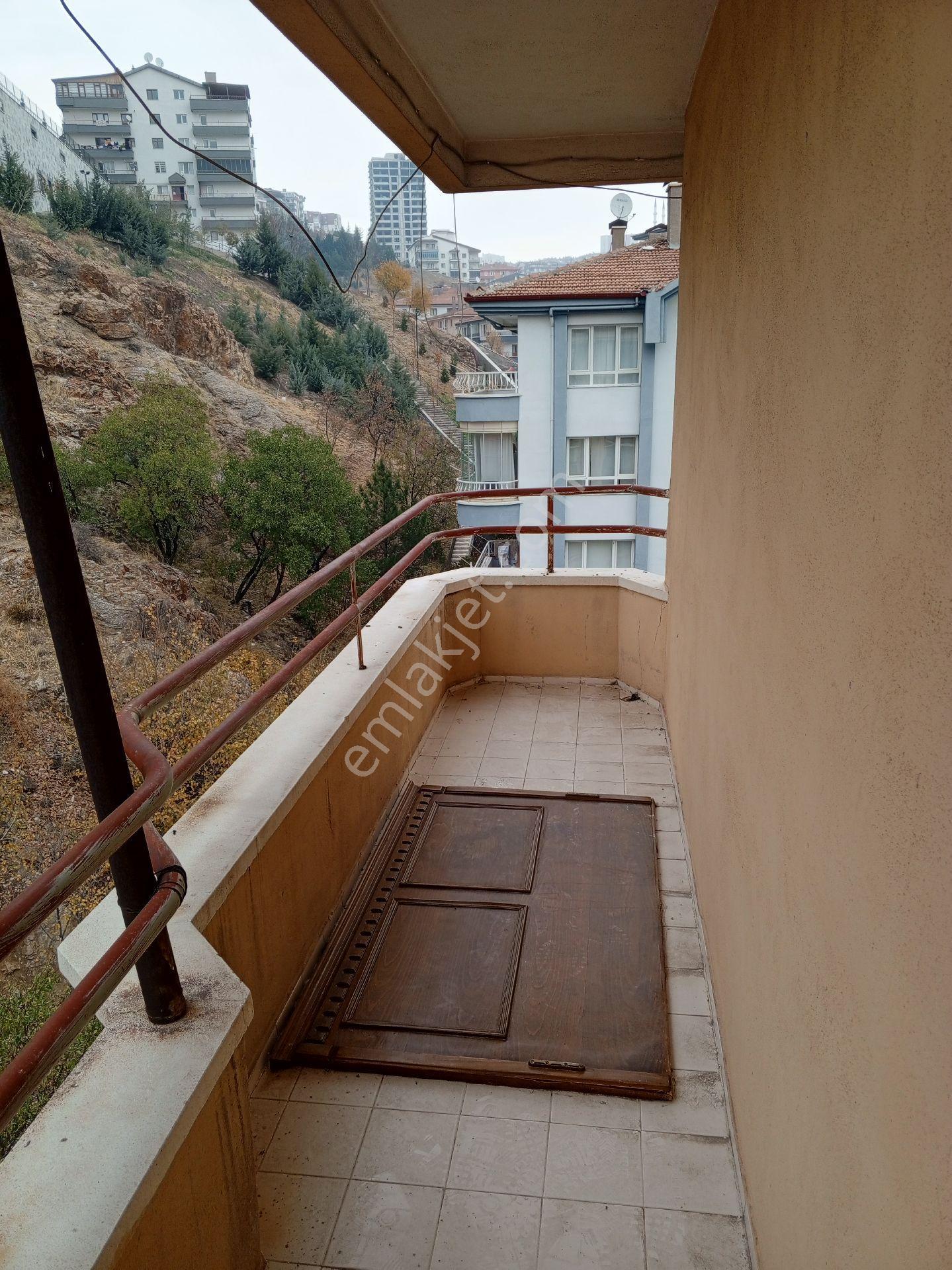 Sahibinden Mecidiye Metroya 5 Dk 3+1 Bağımsız Daire Bağlarbaşı Ve Kamilocak Mahallesi Arasında - Görsel 20