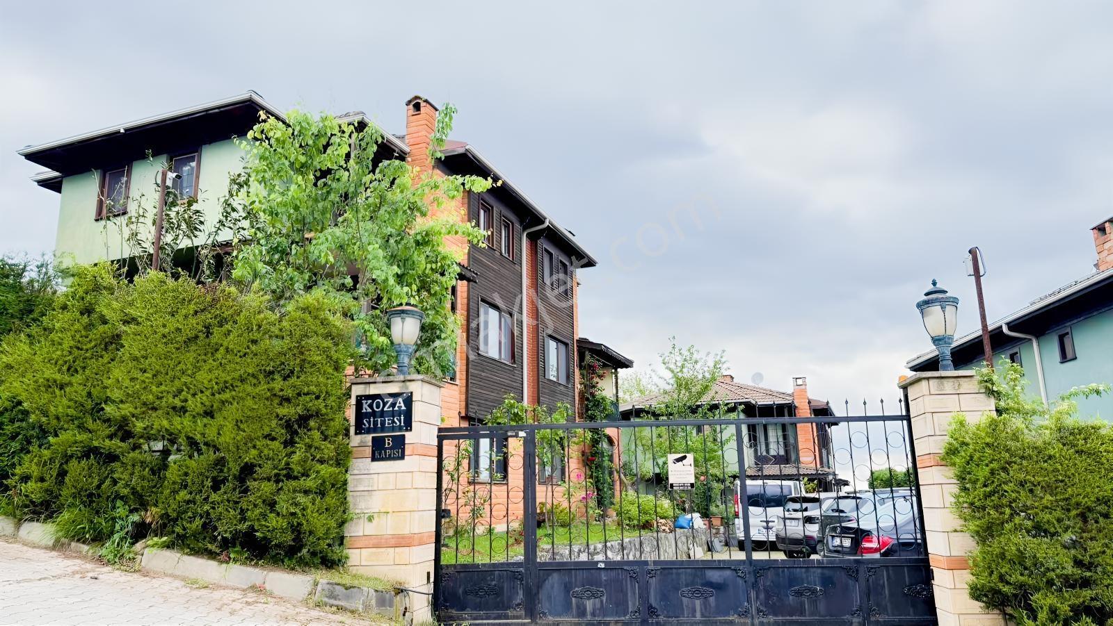 Remax İlknur Doğan Sapanca Satılık Villa - Görsel 4