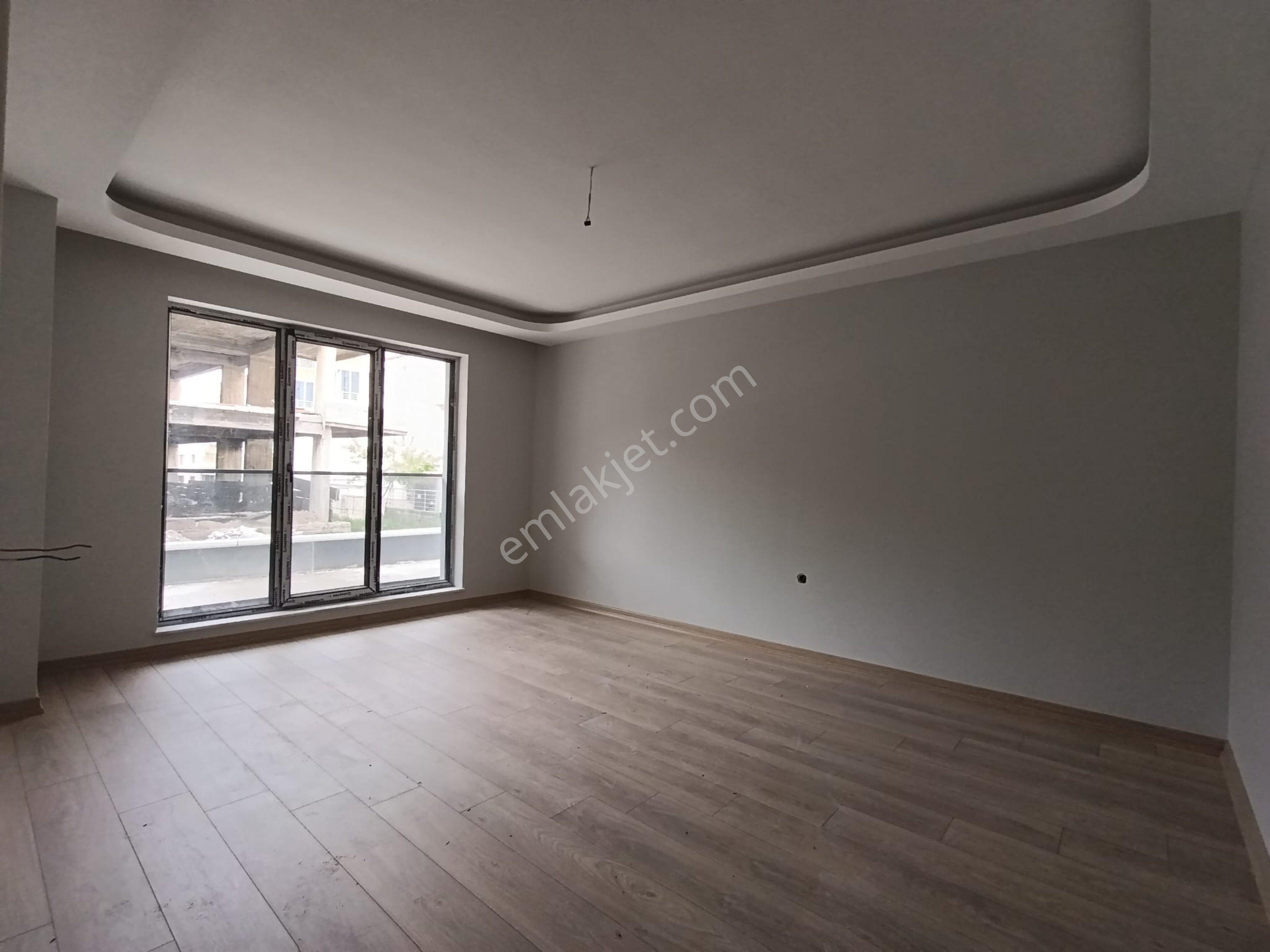 Yıldıztepe'de Zafer Fırın Yakını Bitmek Üzere Sıfır 3+1daire - Görsel 8