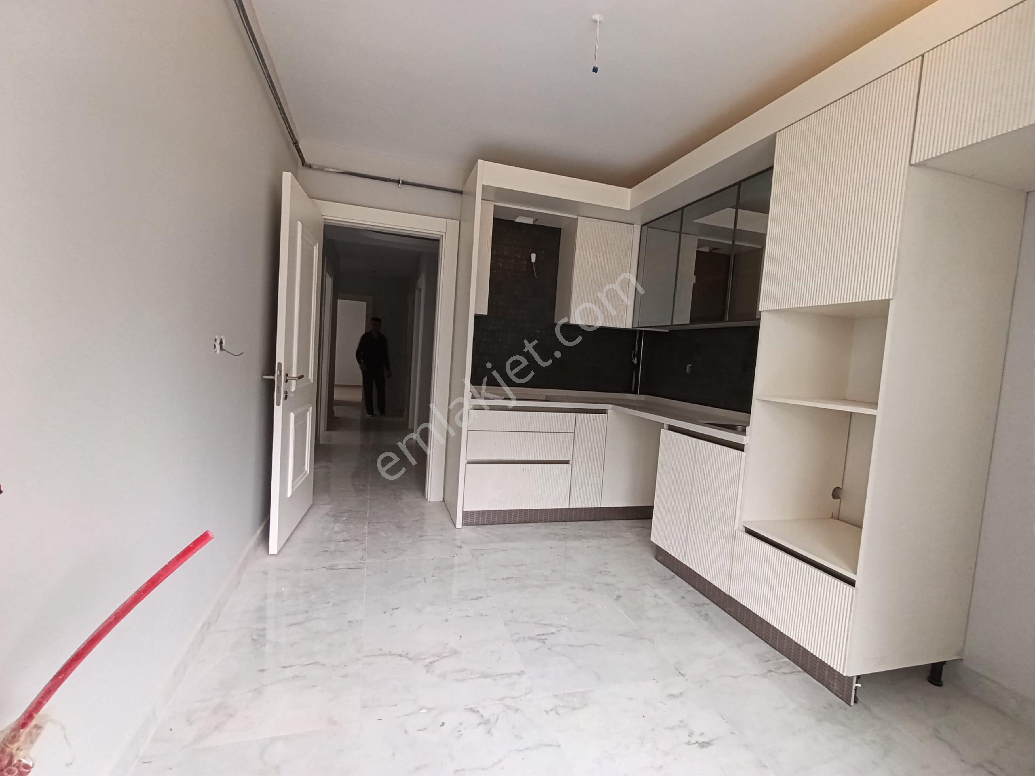 Yıldıztepe'de Zafer Fırın Yakını Bitmek Üzere Sıfır 3+1daire - Görsel 14