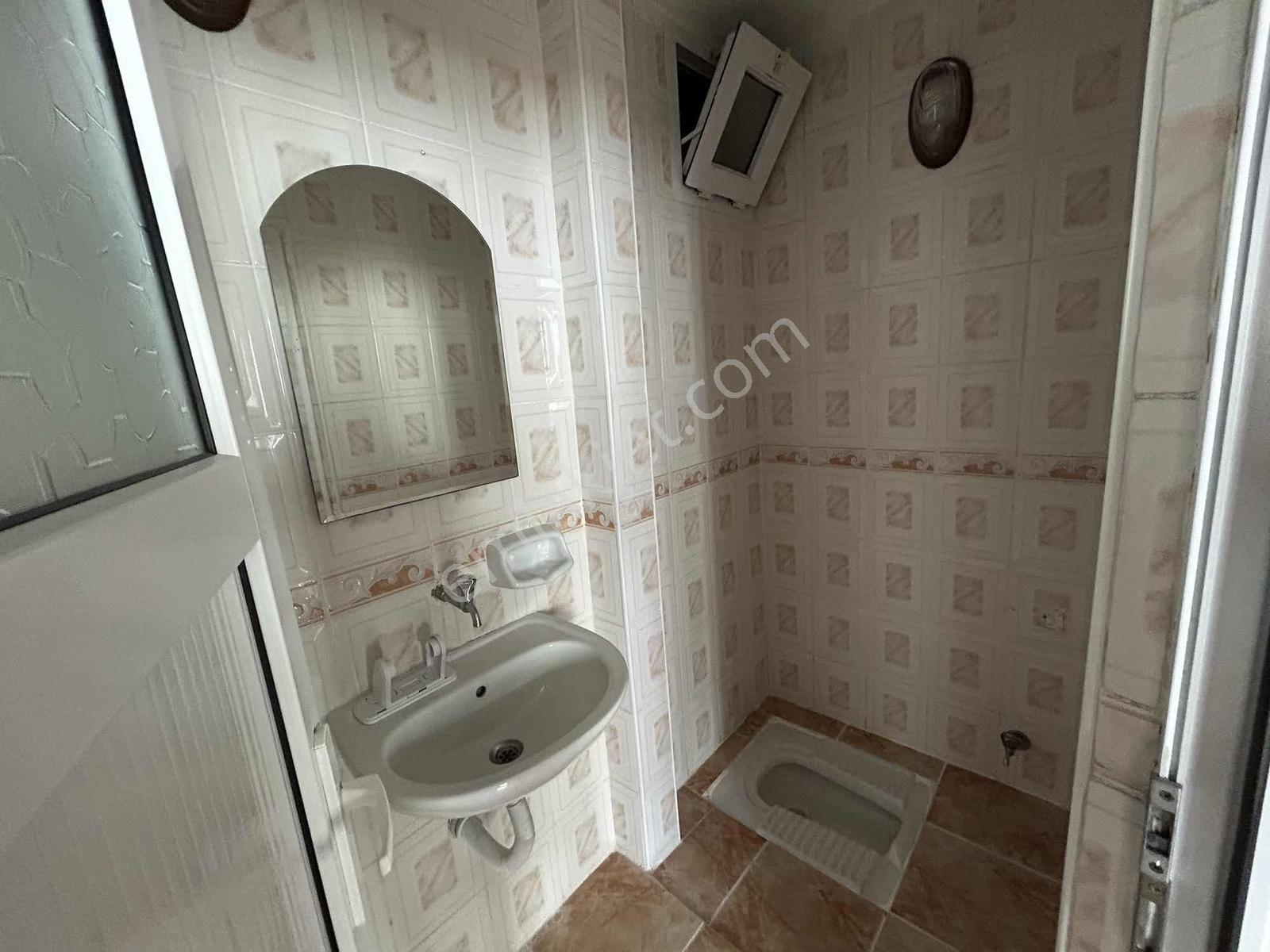 Satılık Vıp Gayrimenkul'den Özen Apartmanı'nda Daire - Görsel 3