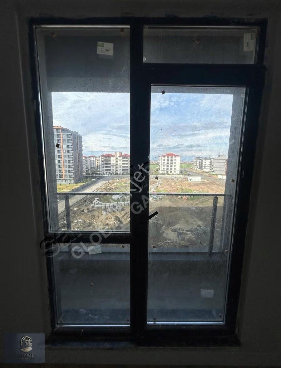 Corlu Hatıp Mahallesın'de Uysal Glorıa Projesınde 1+1 Satılık - Görsel 19