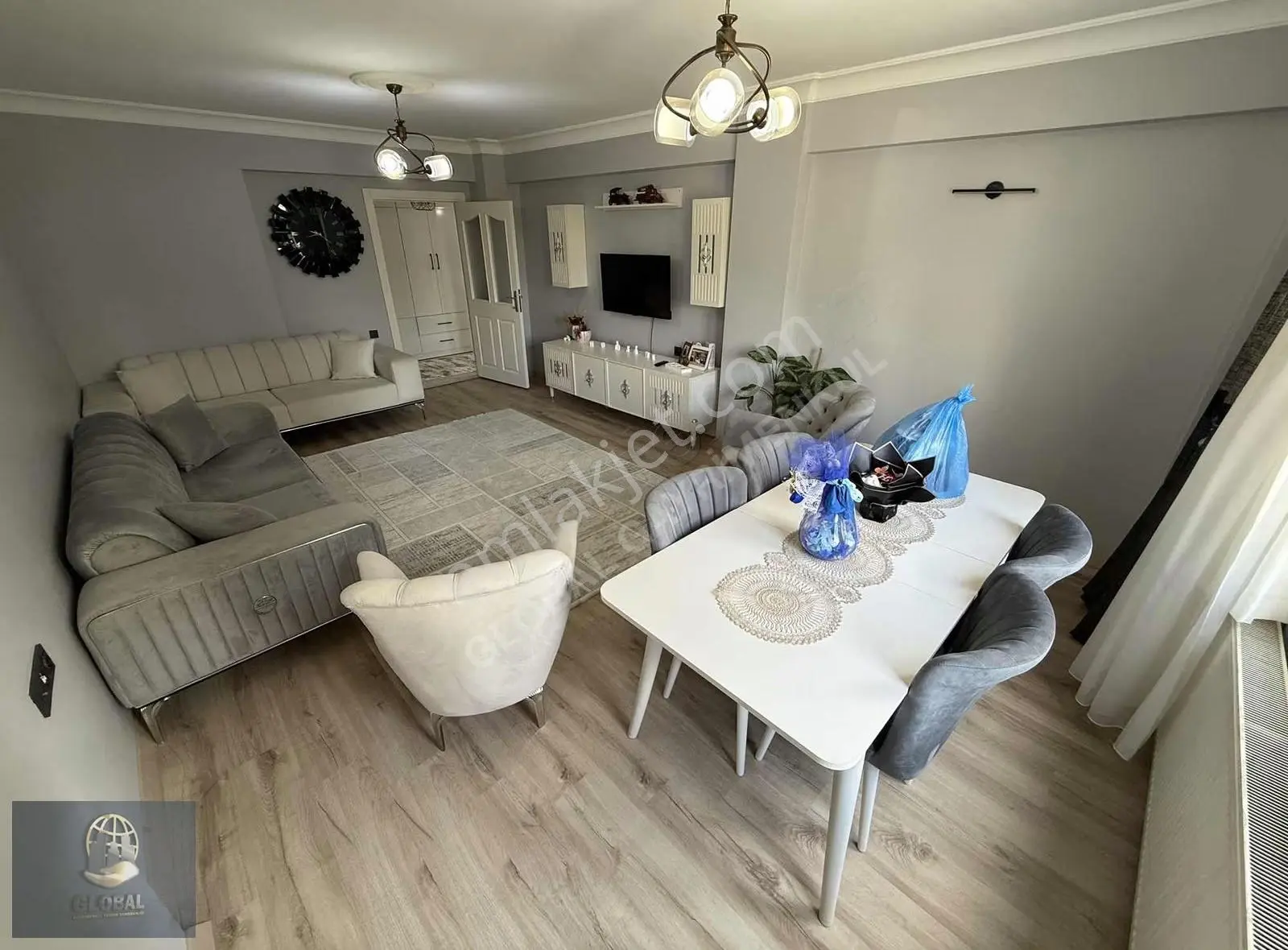 Hürriyet Mah Site İçi 130m2ful Yapılı 3+1 Çift K.balkon Ayrı Wc - Görsel 2