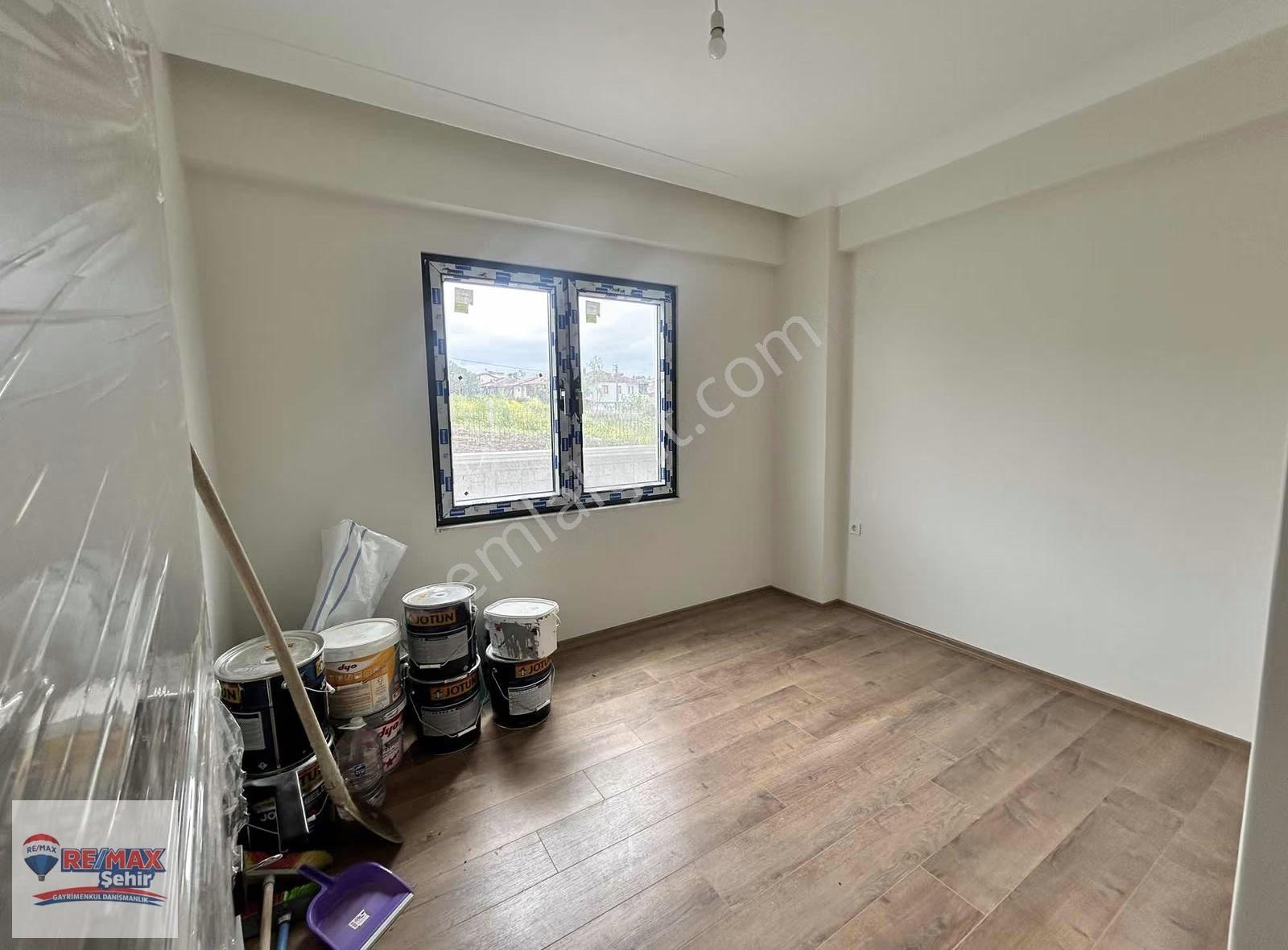Remax'dan Çiftlikköy M.akif Mah Satılık 1+1 Daire - Görsel 10