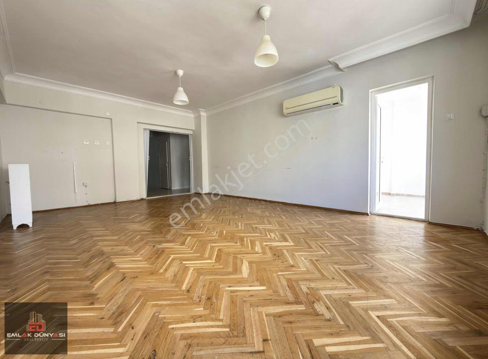 Gençlik Mahallesi Geniş Arakat 2+1 Kiralık Daire - Görsel 8