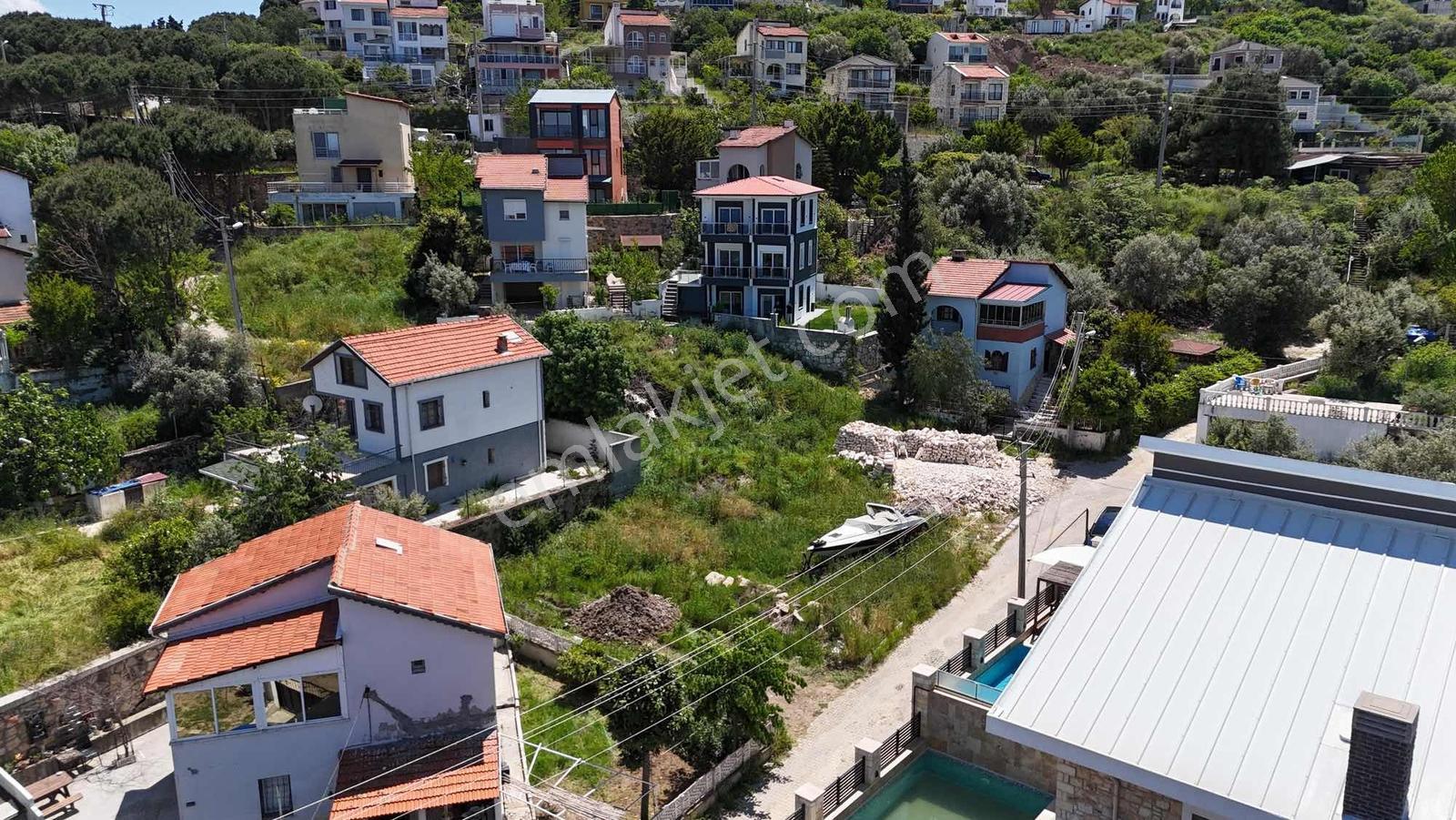 Foçada Satılık Villa Denize Plaja 300 Mt Anayola 200 Mt - Görsel 14