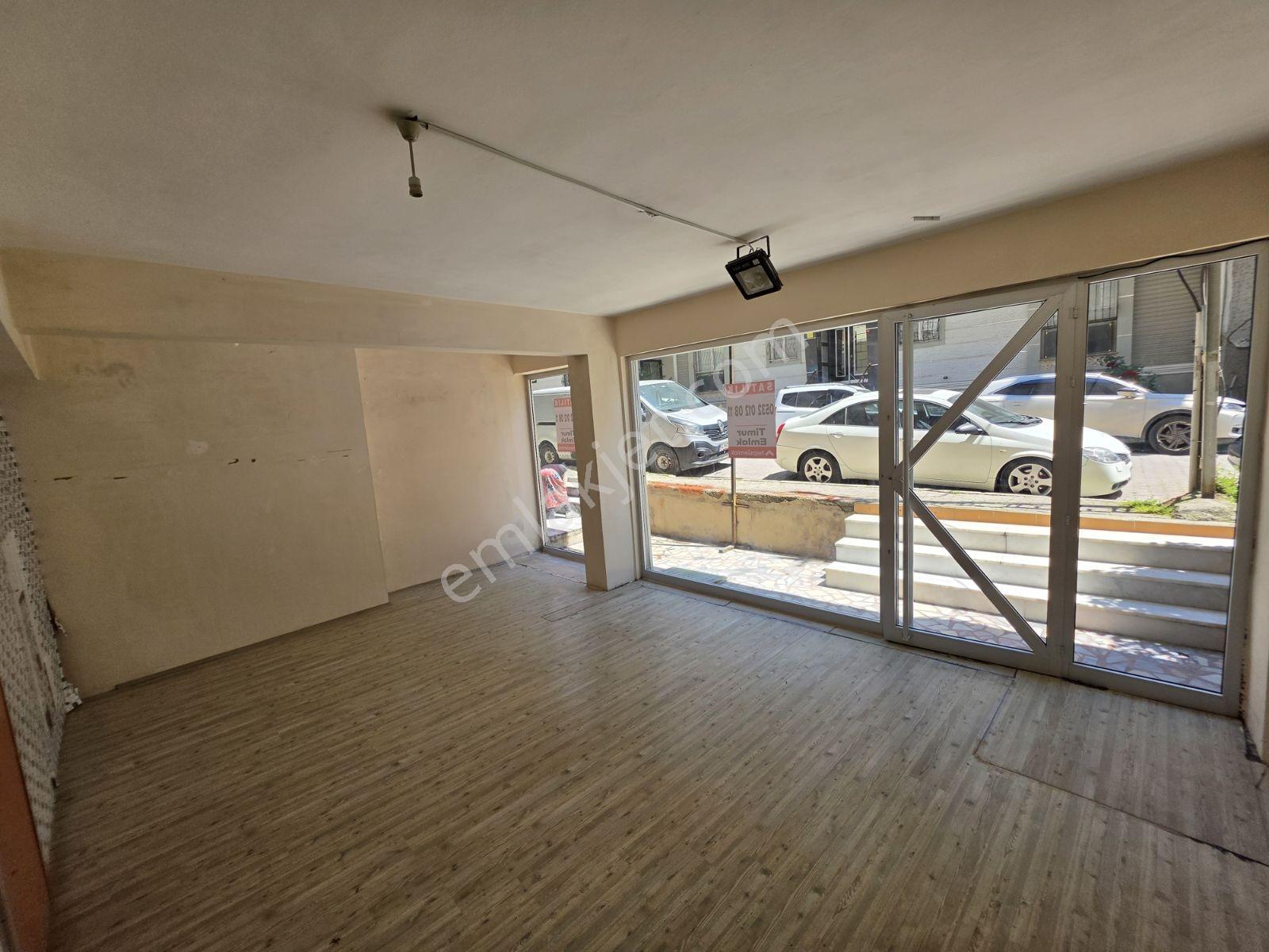 Avcılar Güzel Konumda Satılık 120 M² Bodrumlu Dükkan - Görsel 23