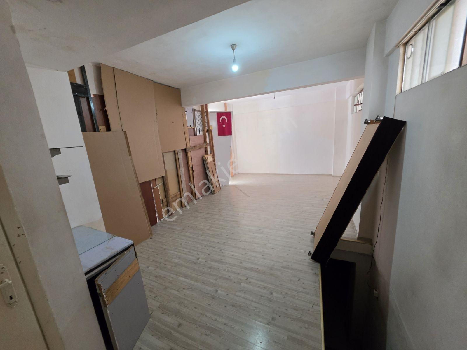 Avcılar Güzel Konumda Satılık 120 M² Bodrumlu Dükkan - Görsel 21