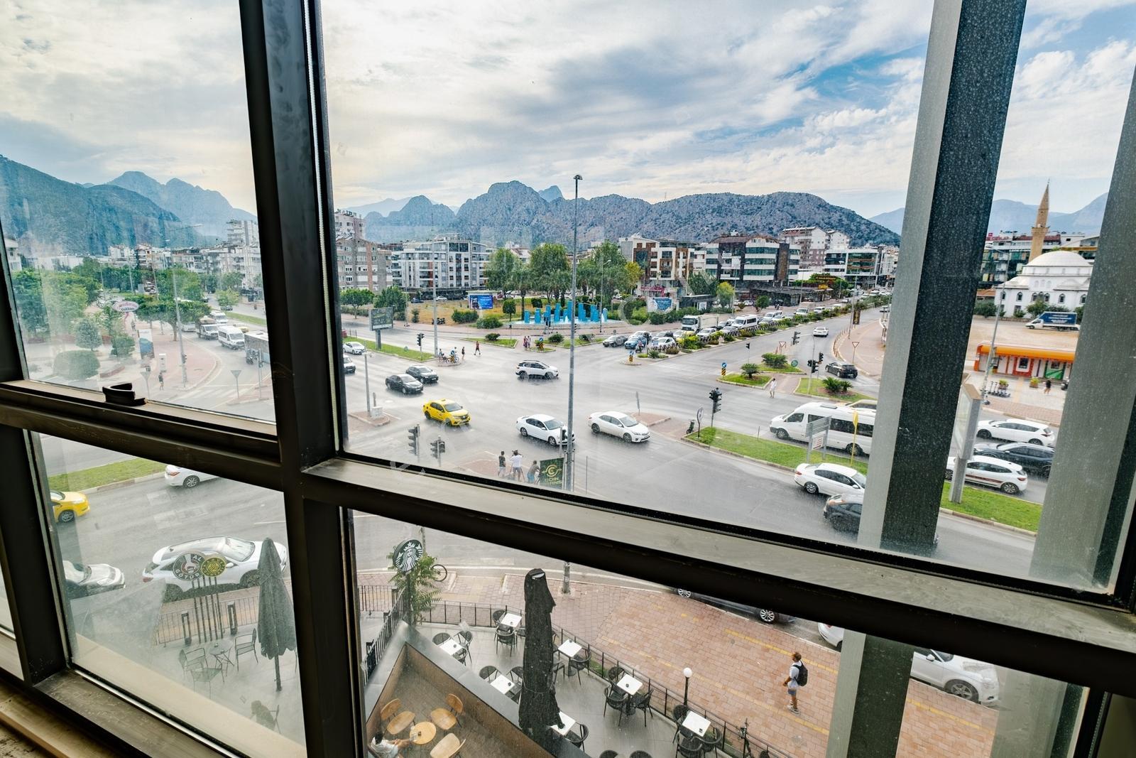 Atatürk Bulvarı Üzerinde, Tabela Değeri Yüksek 4 Plaza Katı - Görsel 21