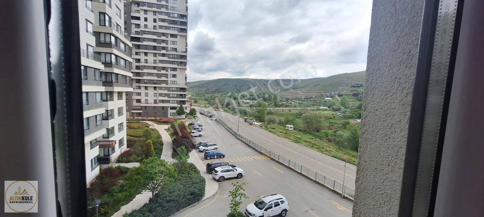 Altınkule'den Güneypark 2'de Manzaralı Ekstralı Geniş 4+1 Daire - Görsel 32