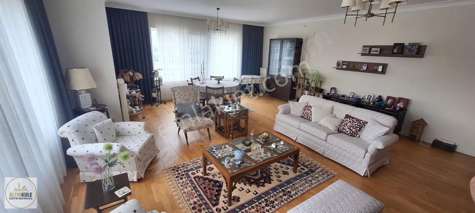 Altınkule'den Güneypark 2'de Manzaralı Ekstralı Geniş 4+1 Daire - Görsel 24