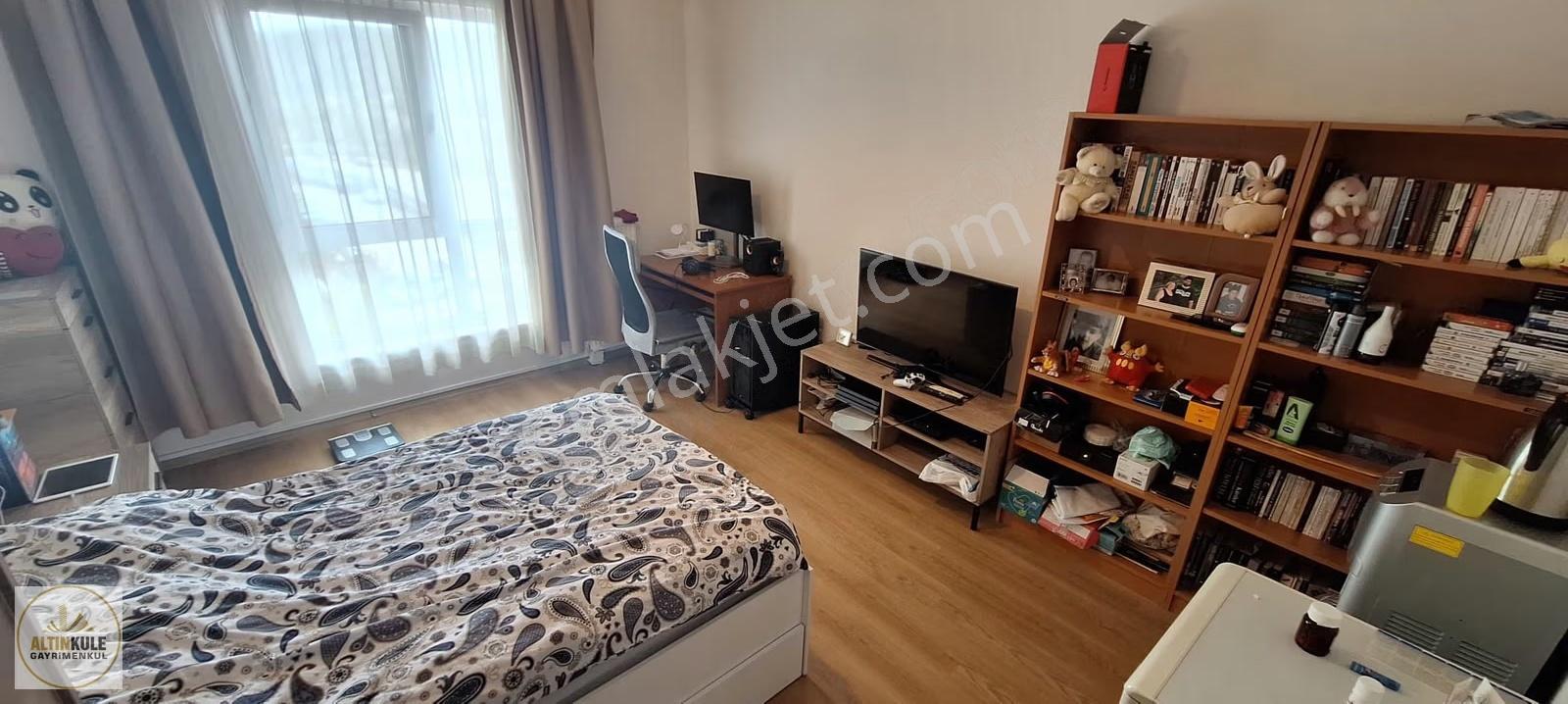 Altınkule'den Güneypark 2'de Manzaralı Ekstralı Geniş 4+1 Daire - Görsel 18
