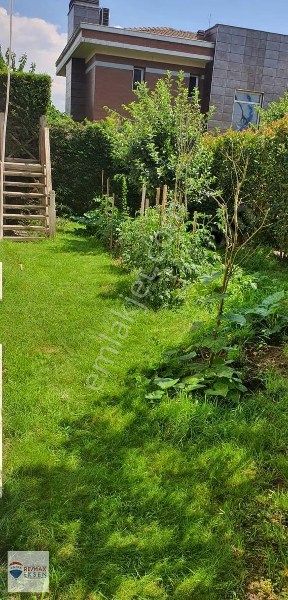 Park Vıllede Tam İzole Yaşam Sunan Yenılenmış Lüks Villa - Görsel 29