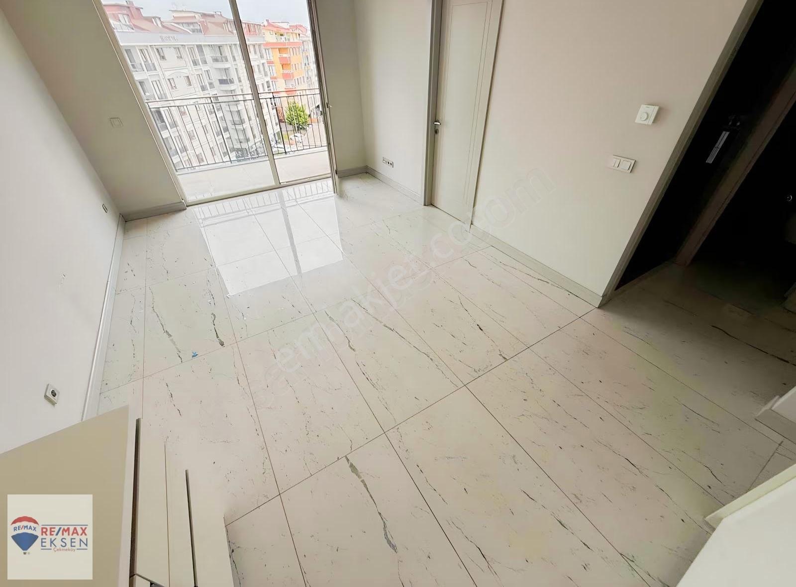 Elif Bayarslan Dan Sinpaş Metrolife Sitesi Yol Cephe 1+1 Kiralık - Görsel 12