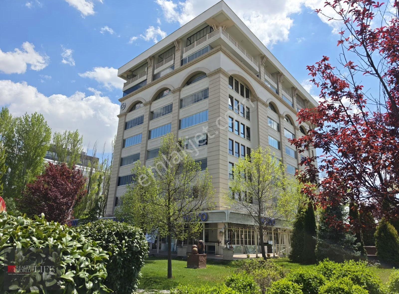 Rw Lıfe// İsmetönünü Bulvarıda Ay Palasta Kiralık 1+1 Daire - Görsel 6