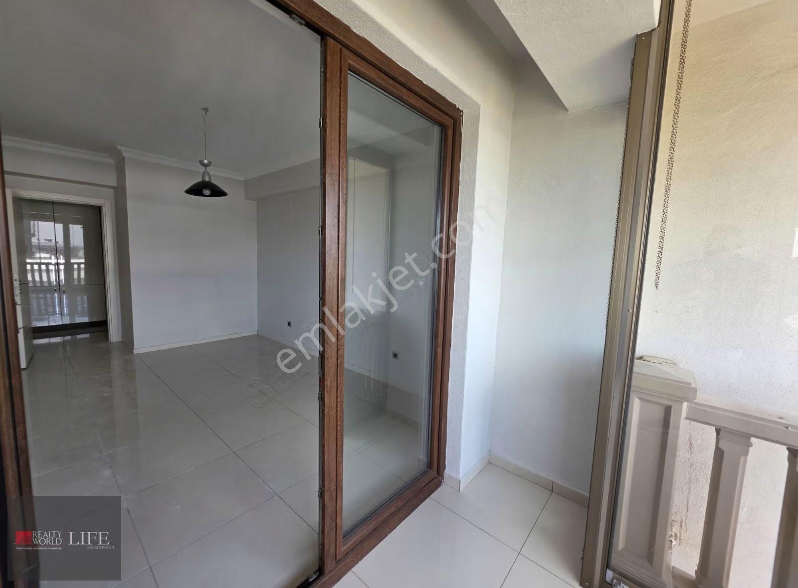 Rw Lıfe// İsmetönünü Bulvarıda Ay Palasta Kiralık 1+1 Daire - Görsel 35