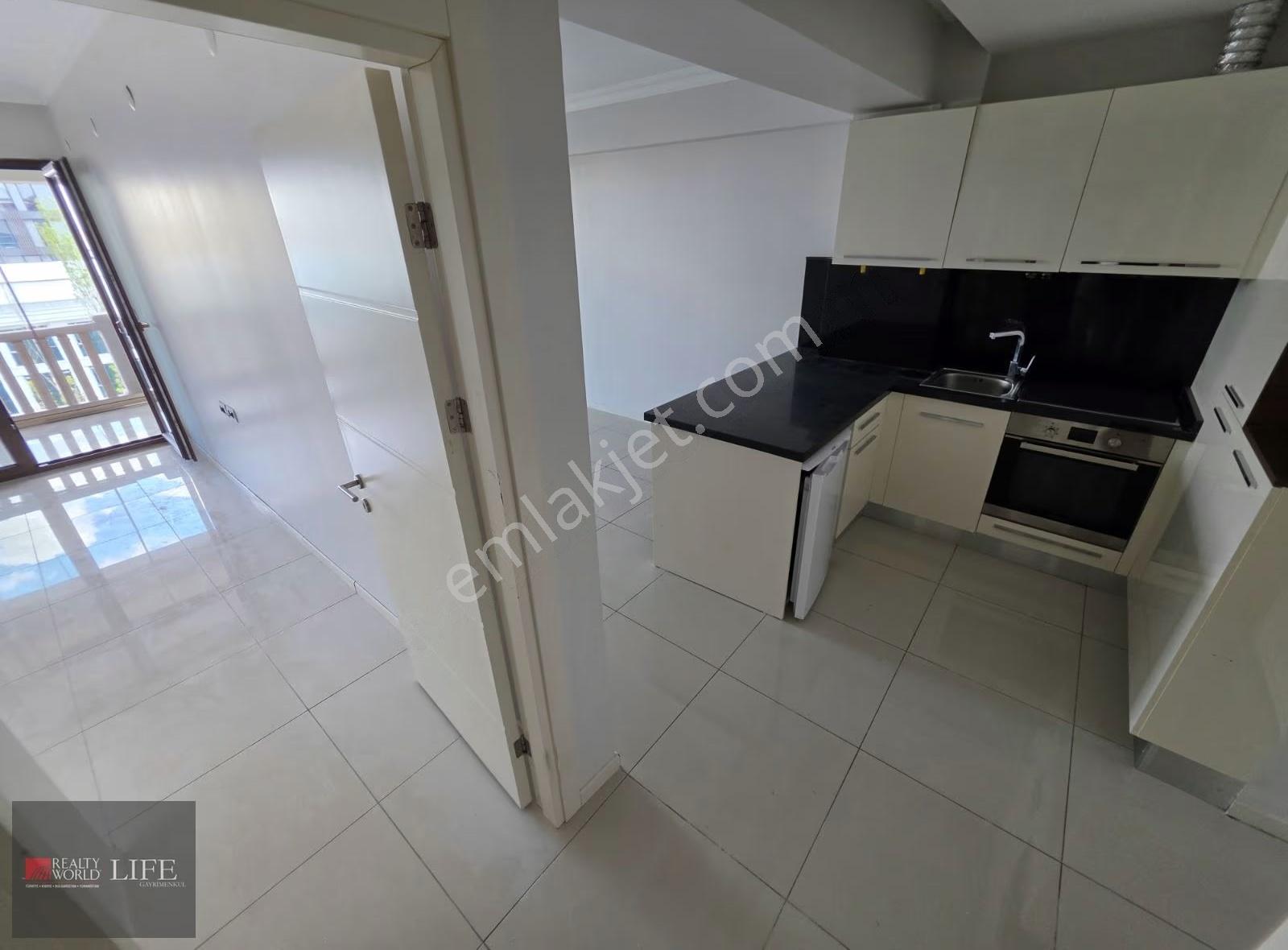 Rw Lıfe// İsmetönünü Bulvarıda Ay Palasta Kiralık 1+1 Daire - Görsel 8